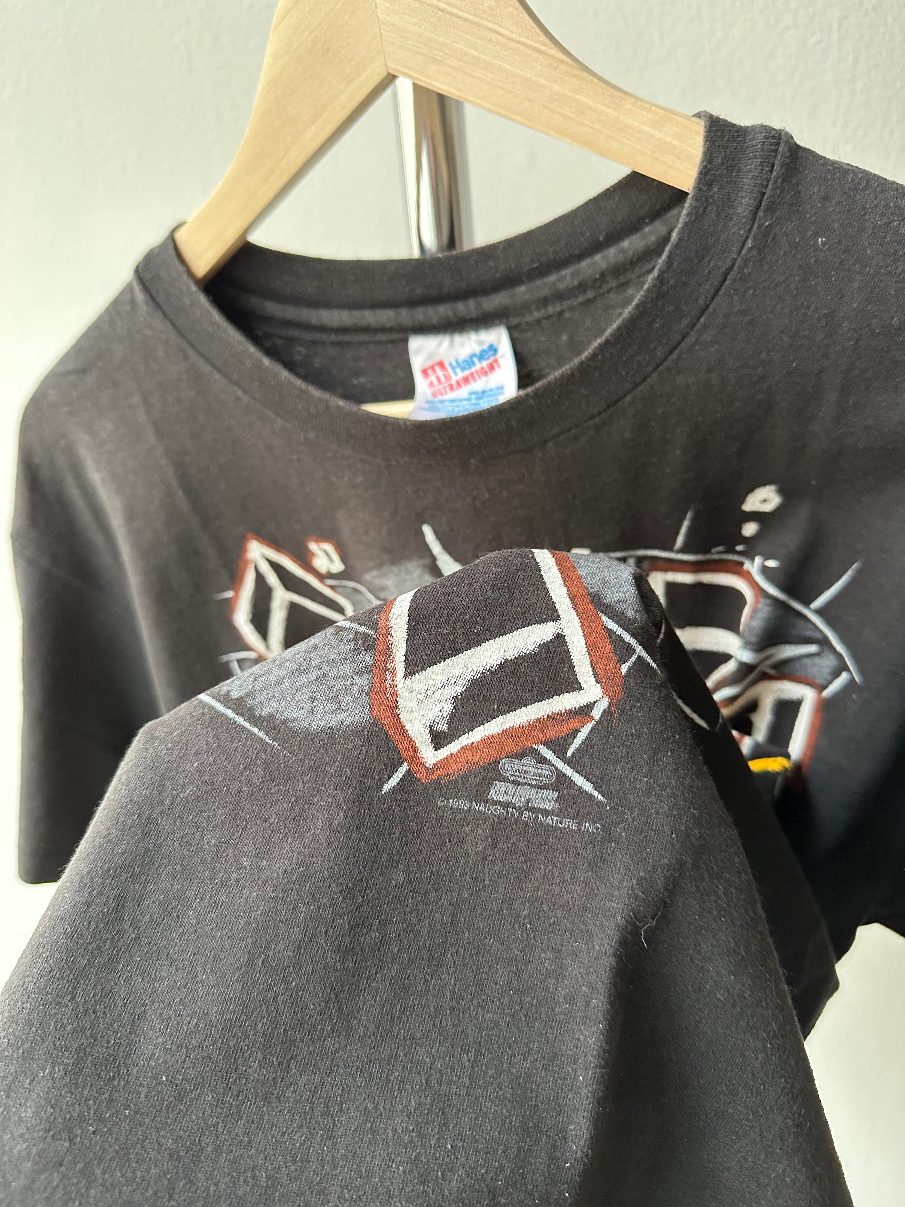 Vintage Naughty By Nature “19NaughtyIII” 1993 T-shirt - size L
