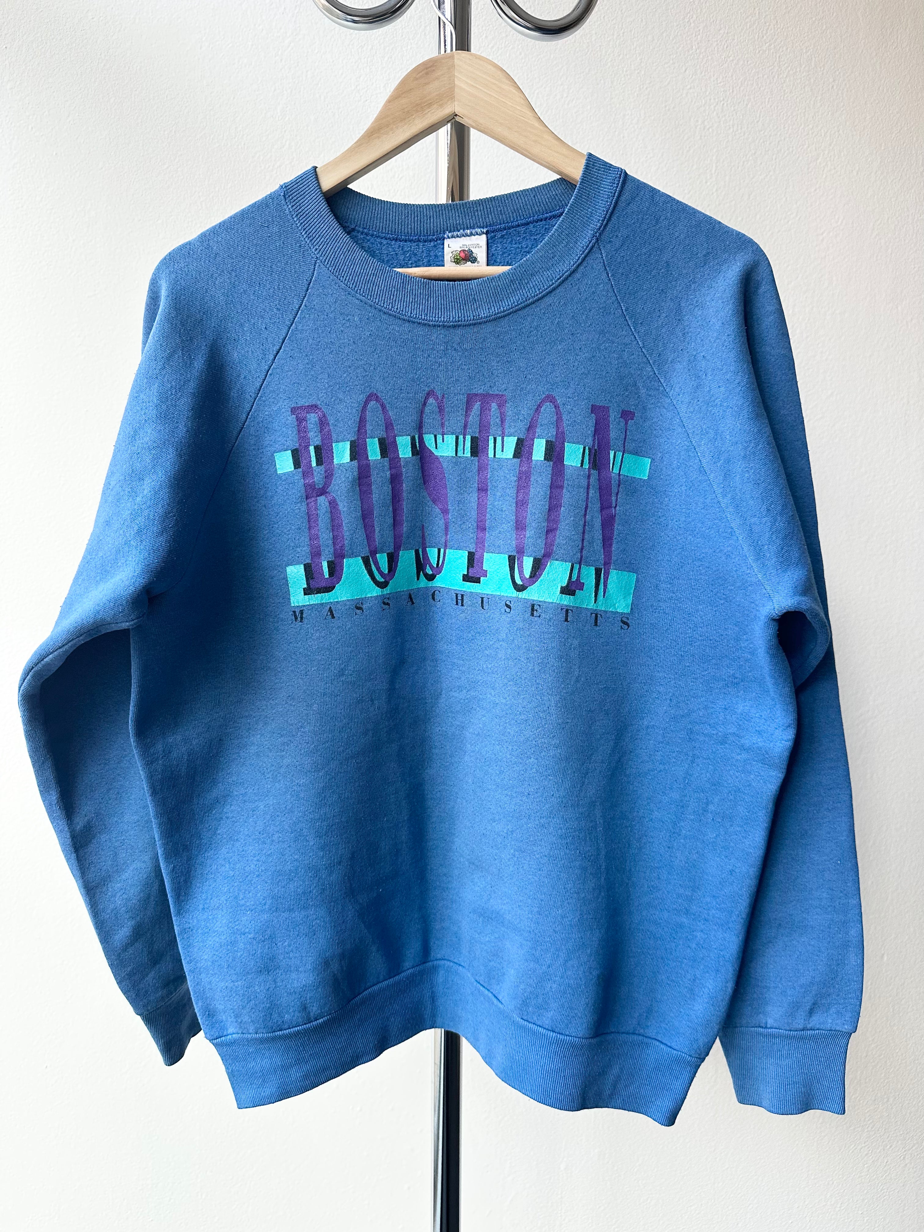 Vintage 1990s “Boston Massachusetts” Crewneck - size L