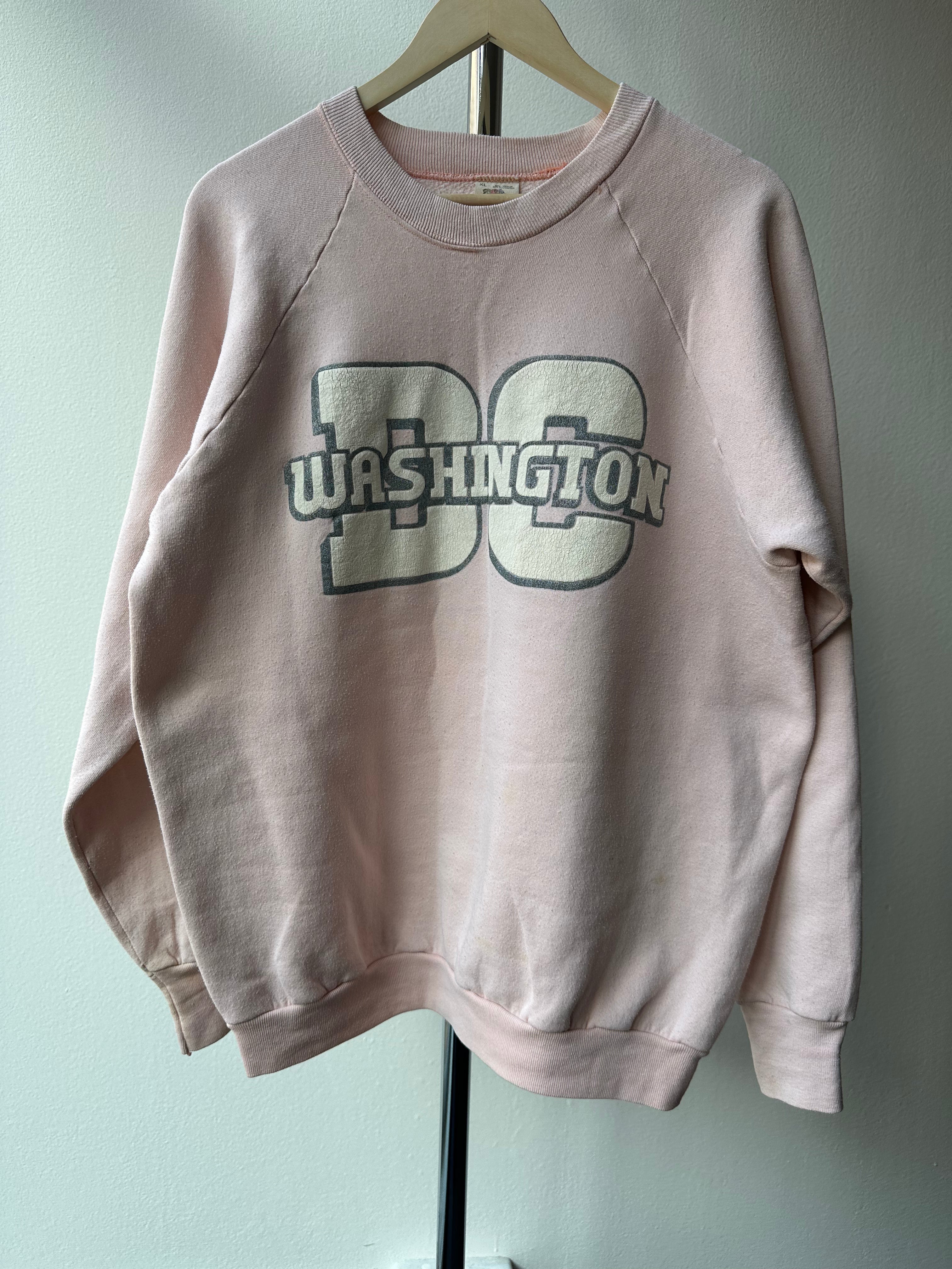 Vintage 1990s “Washington D.C.” Baby Pink Crewneck - size XL