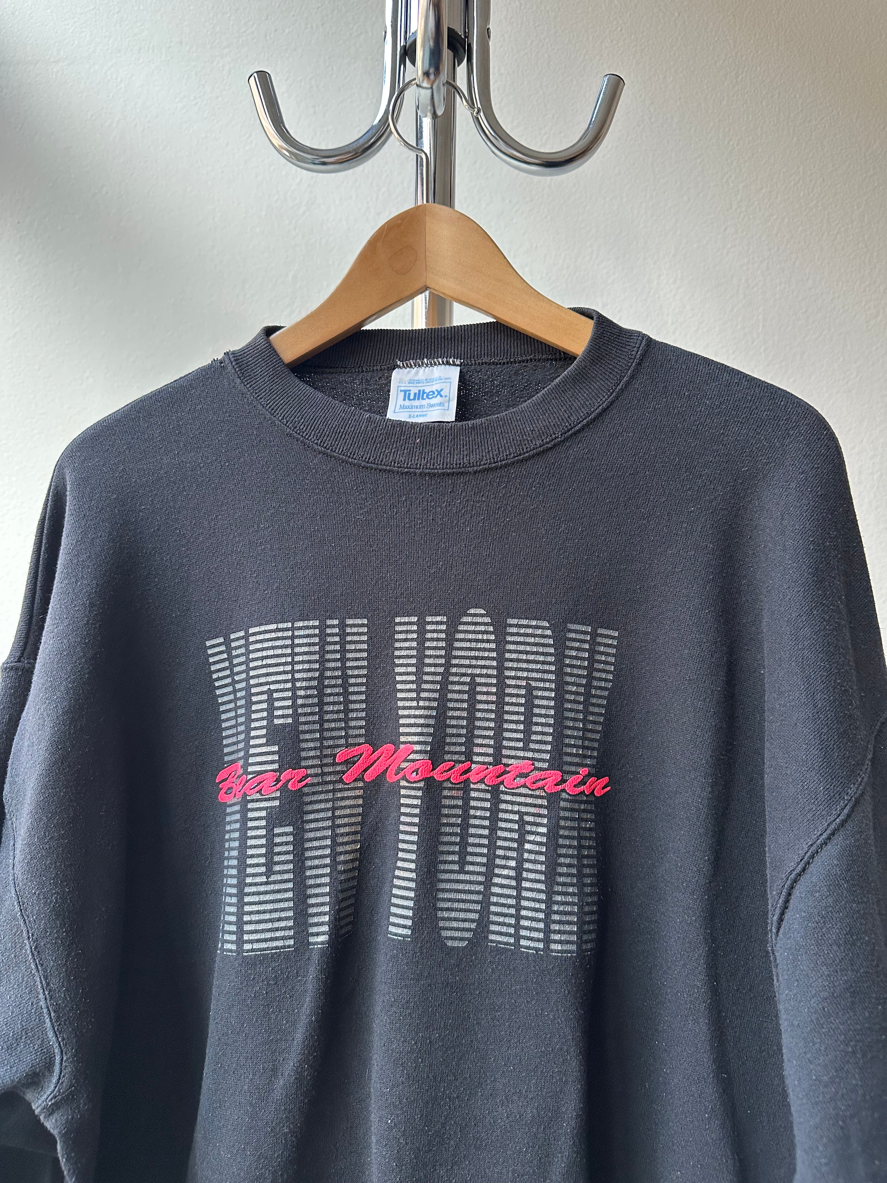 Vintage 1990s “New York - Bear Mountain” Crewneck - size XL