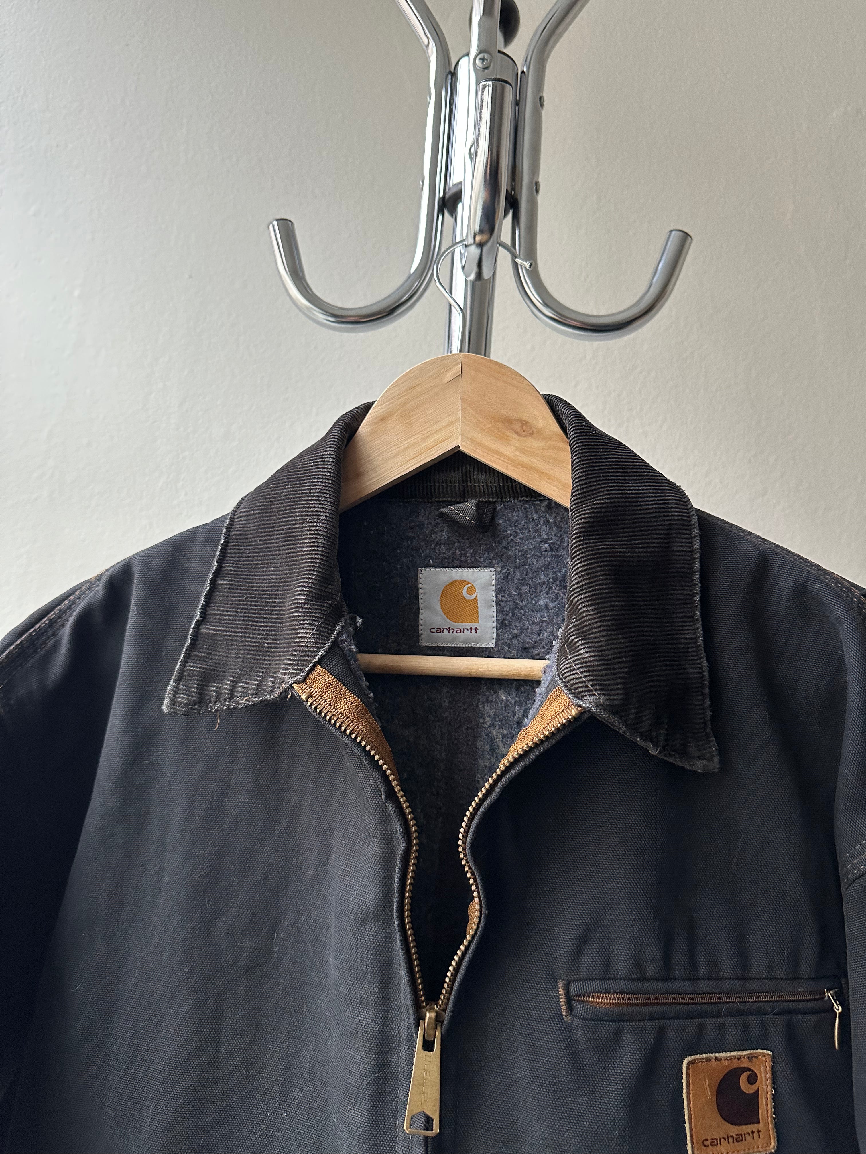 Vintage Carhartt 1990s Detroit Jacket - size L