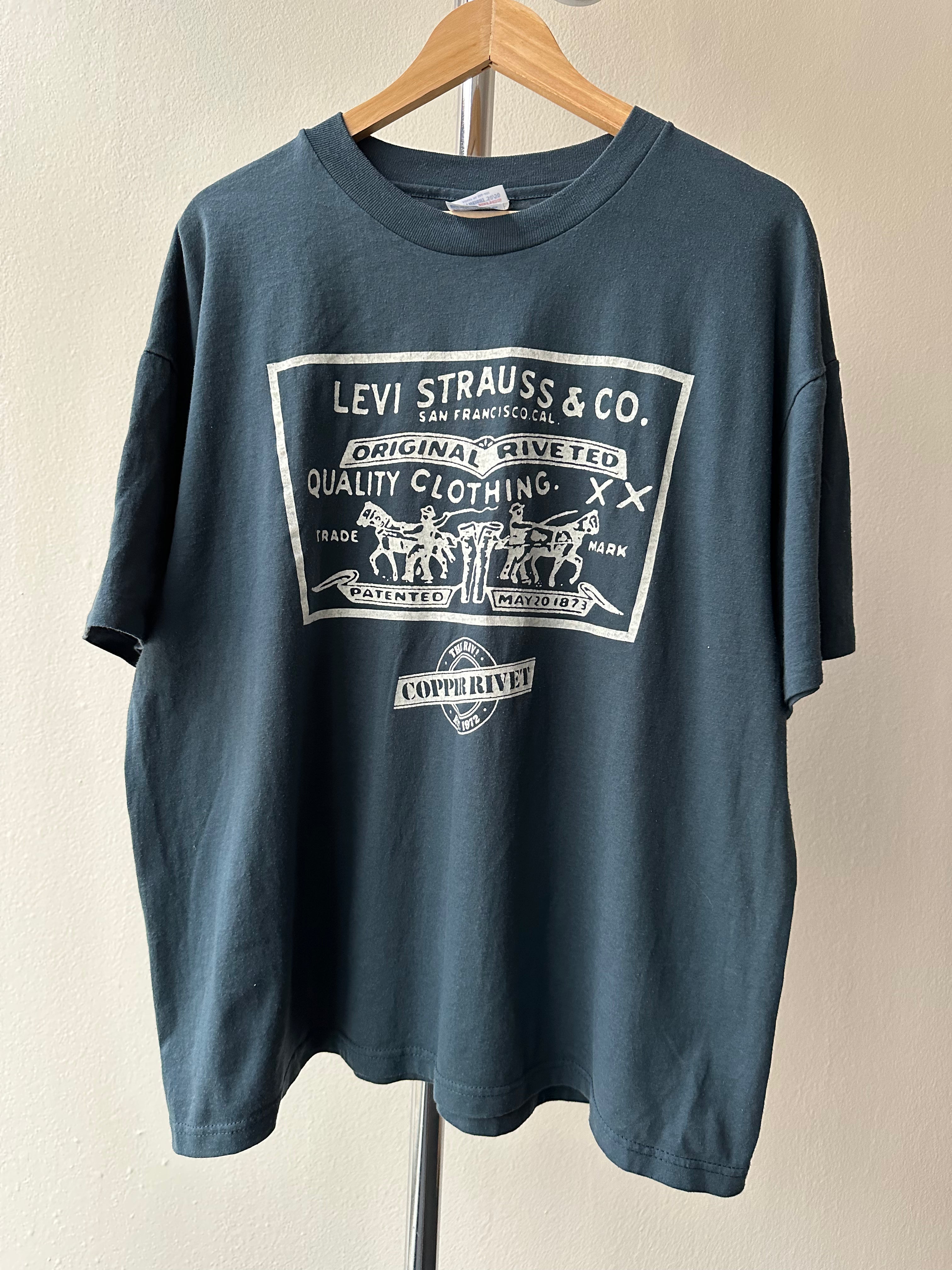 Vintage 1990s Levi's "Copper Rivet" T-shirt - size XL