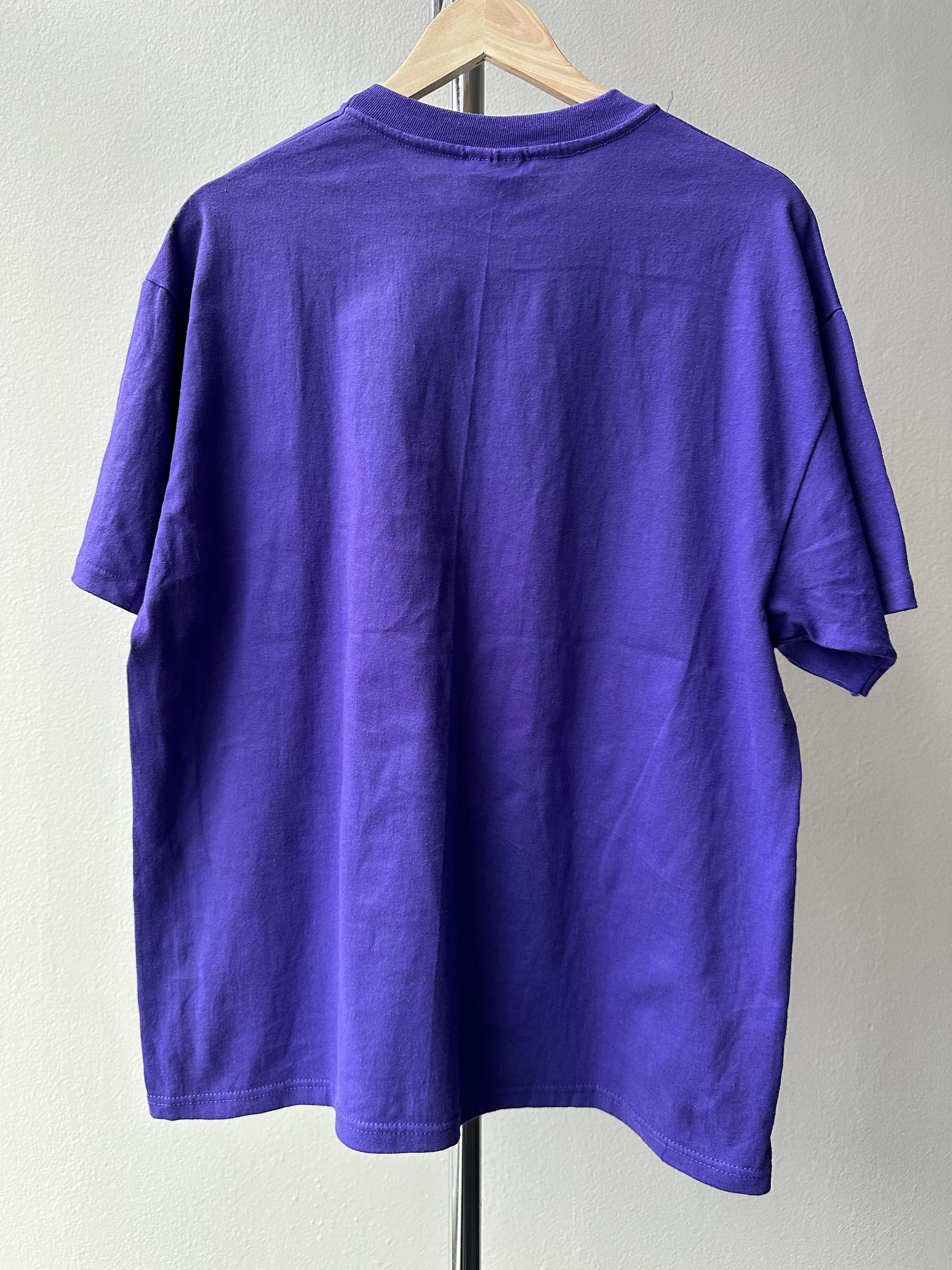 Vintage 1990s Women's Right "Cailini" T-shirt - size XL