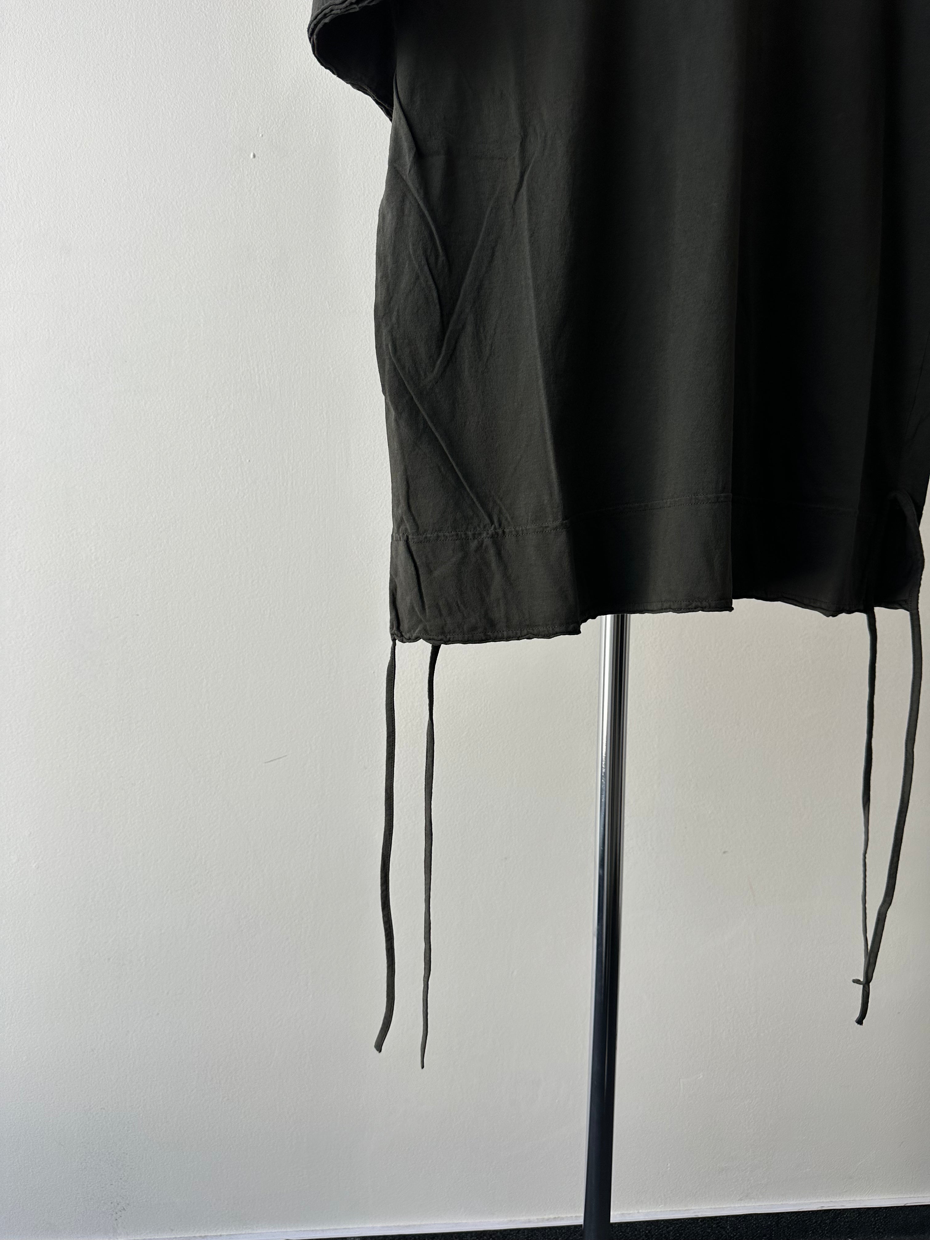Andrea Ya’aqov "Laces" Short Sleeve T-Shirt - size L