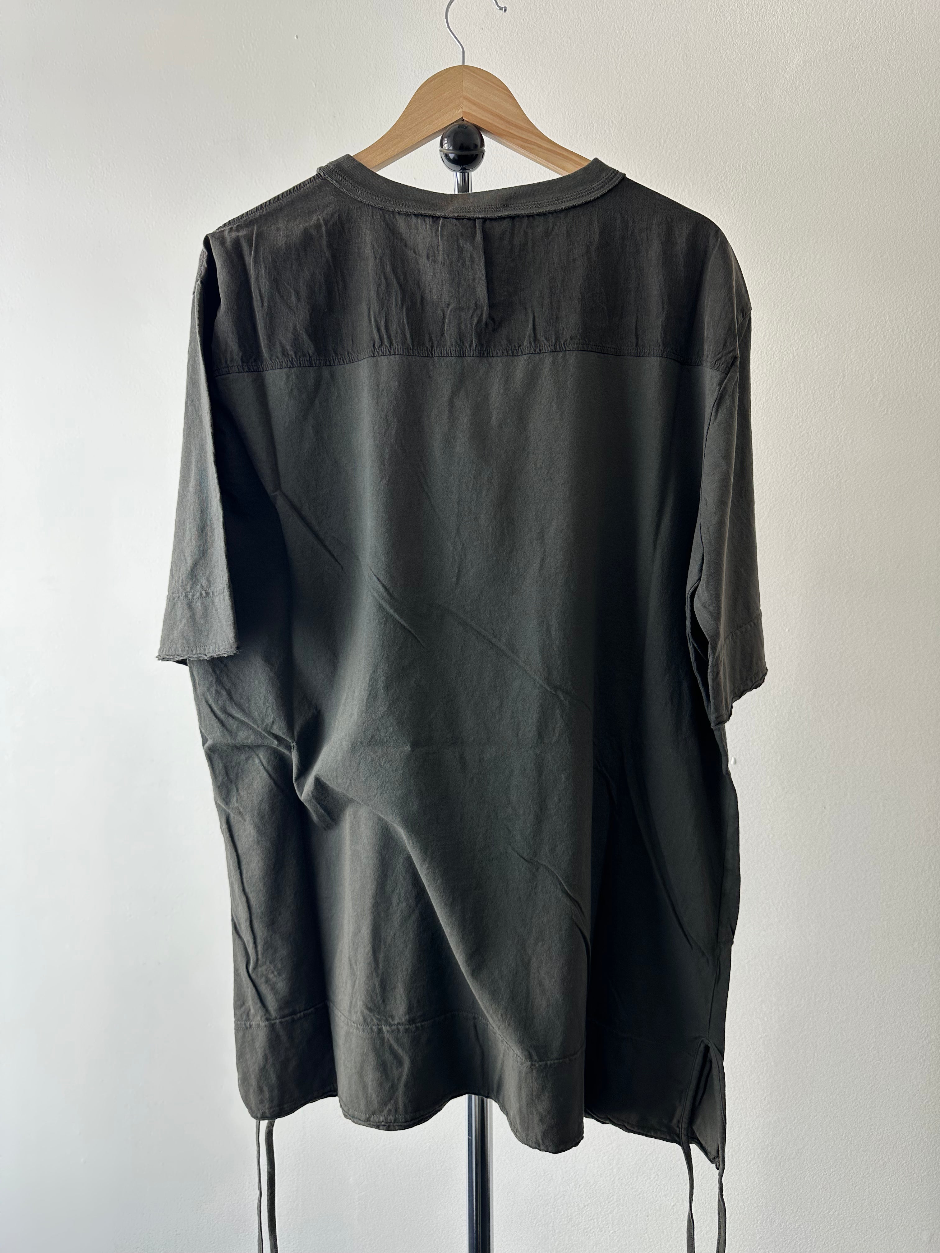 Andrea Ya’aqov "Laces" Short Sleeve T-Shirt - size L
