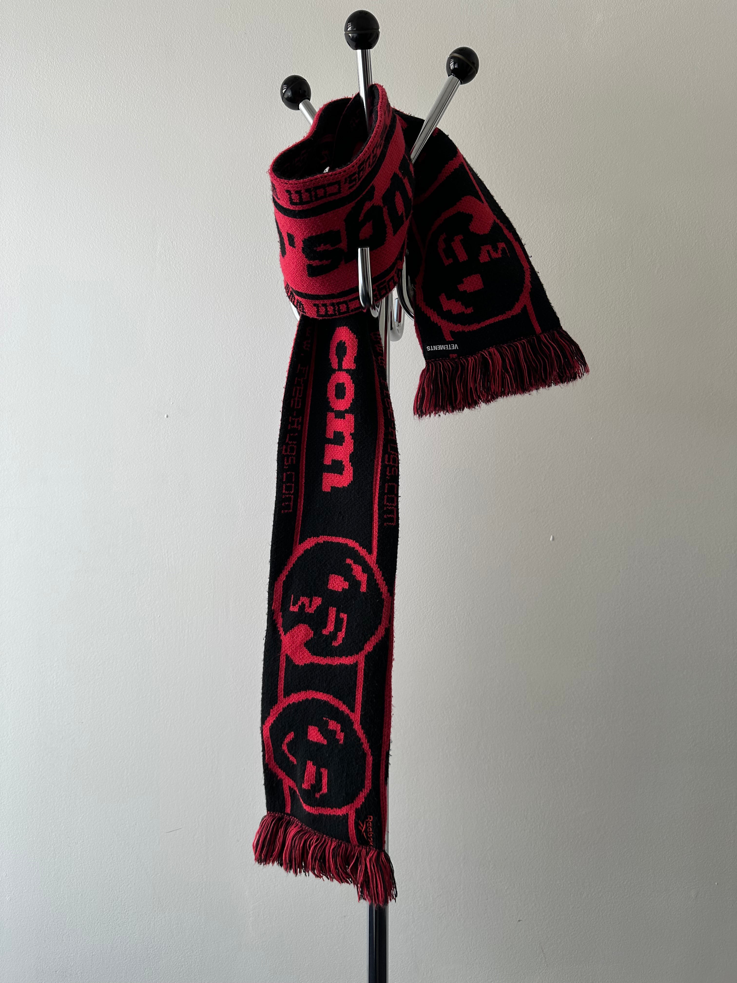 Vetements x Reebook FW17 "Free Hugs" Scarf
