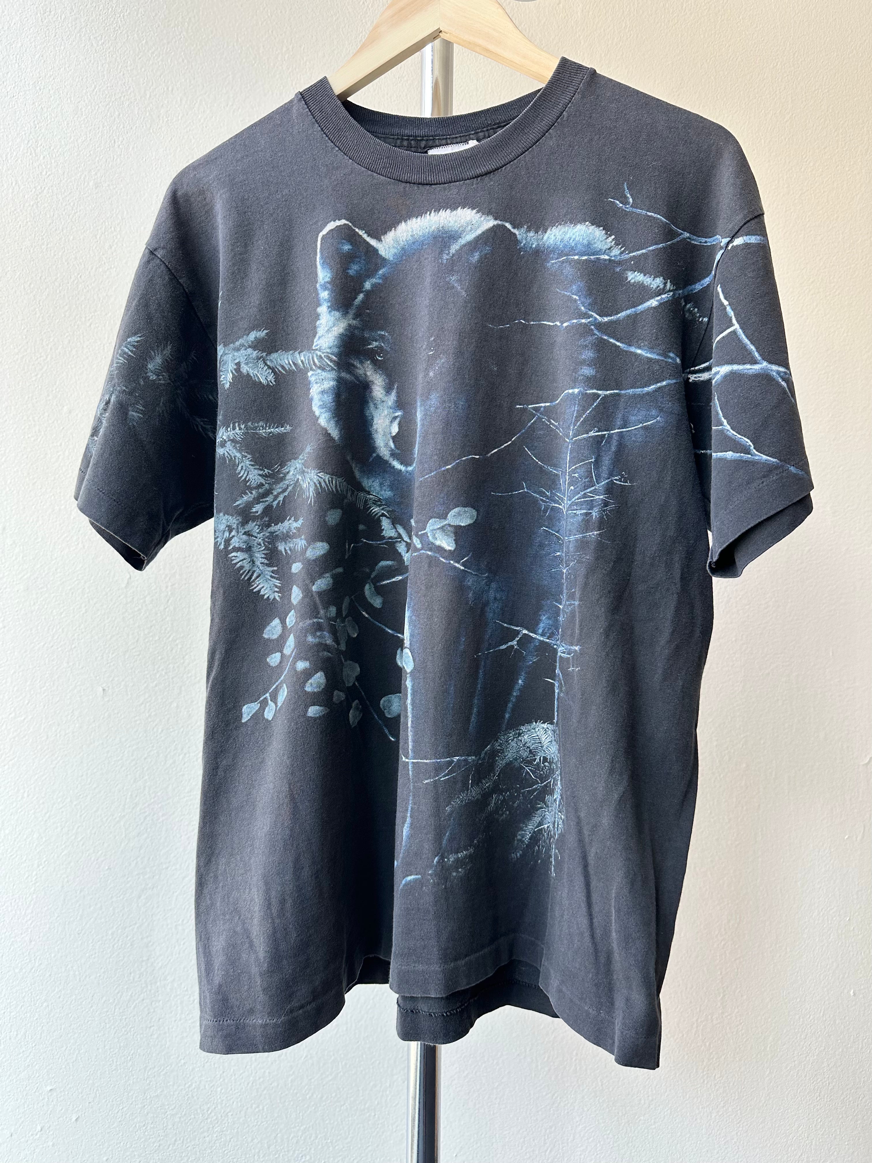 Vintage 1990s "Wolf on the hunt" Faded T-shirt - size XL