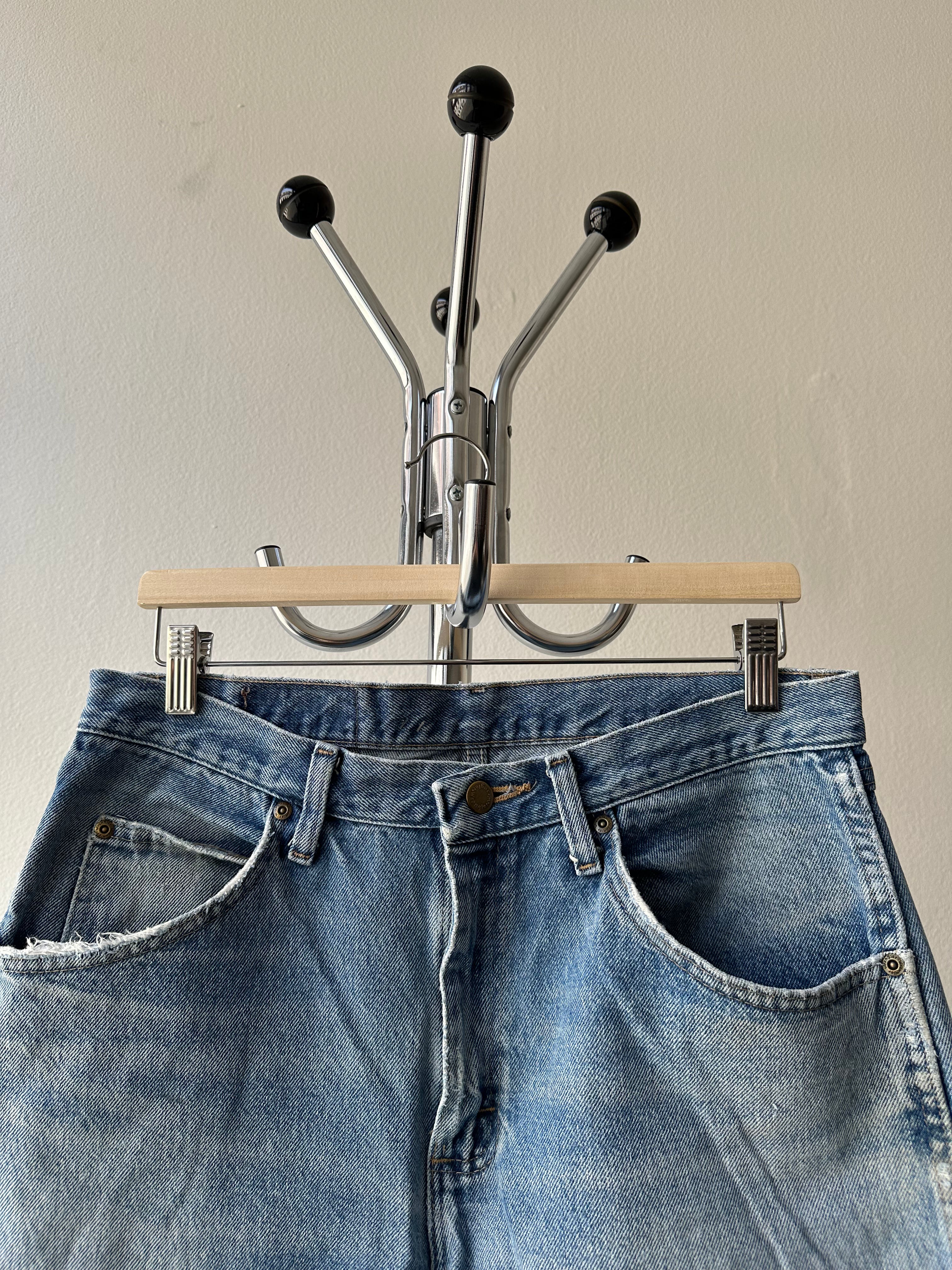 Wrangler Faded Denim Pants - size 33x32