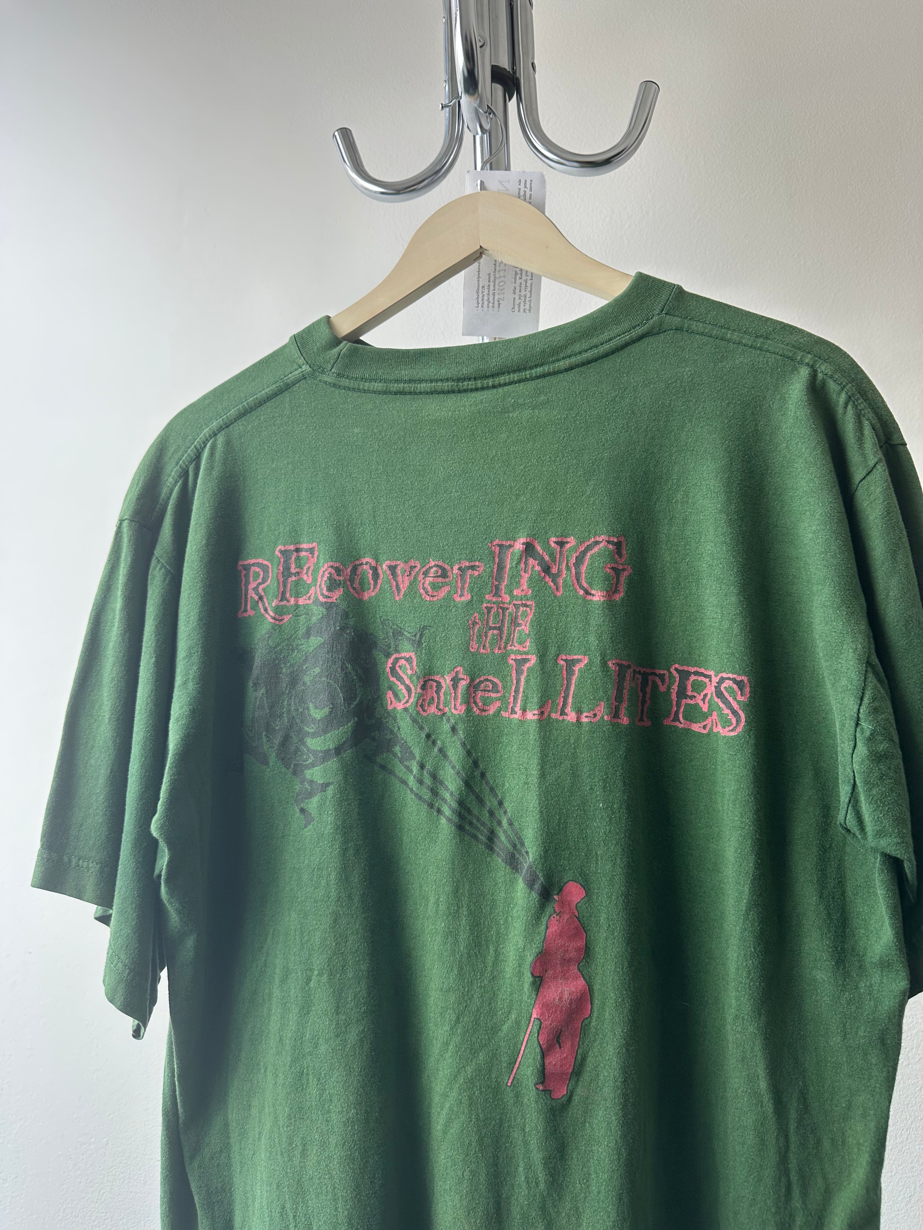 Vintage 1990s Counting Crows "Recovering Satellites" T-shirt - size L/XL