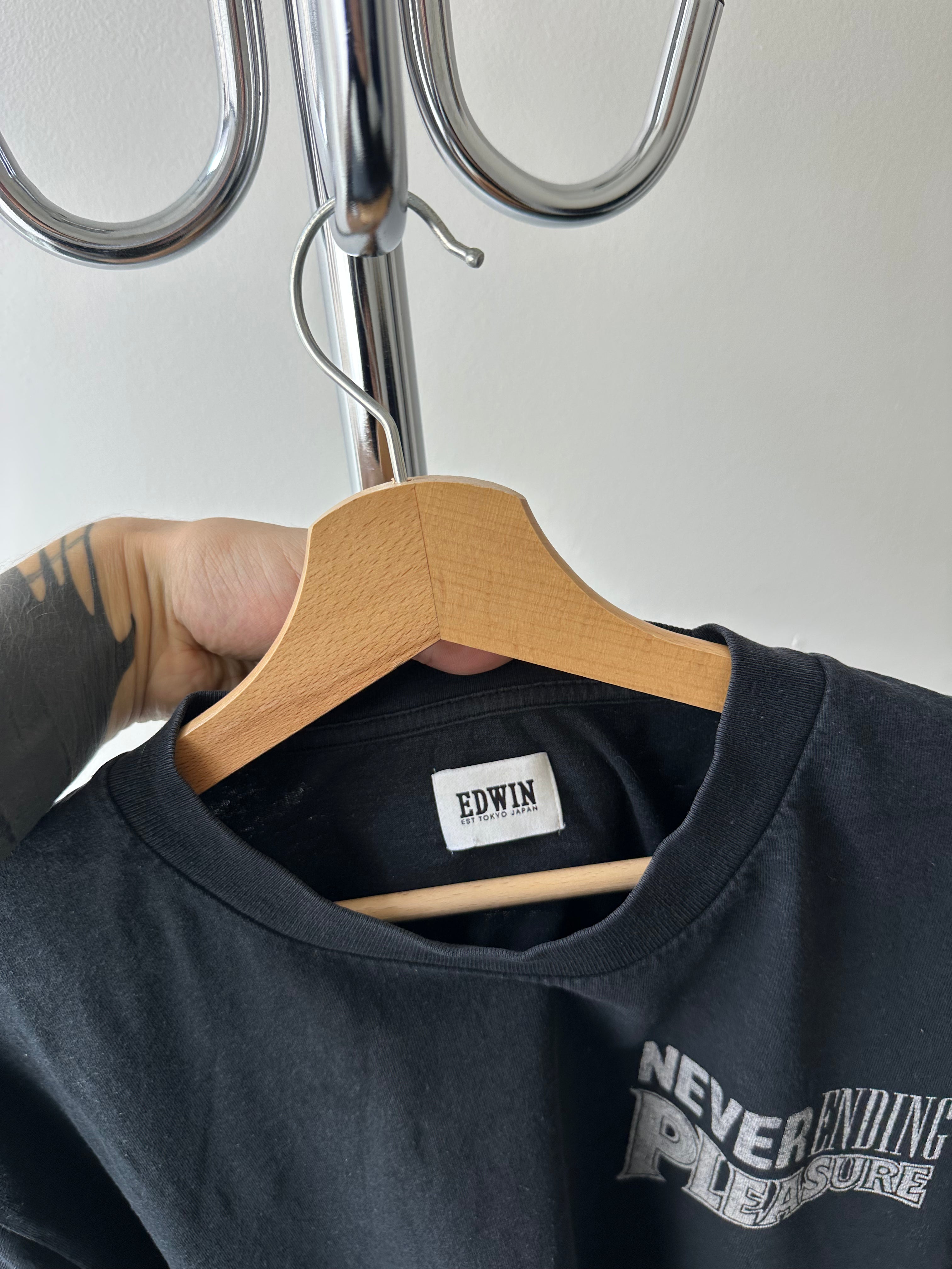 Edwin “Never Ending Pleasure” T-Shirt - size M
