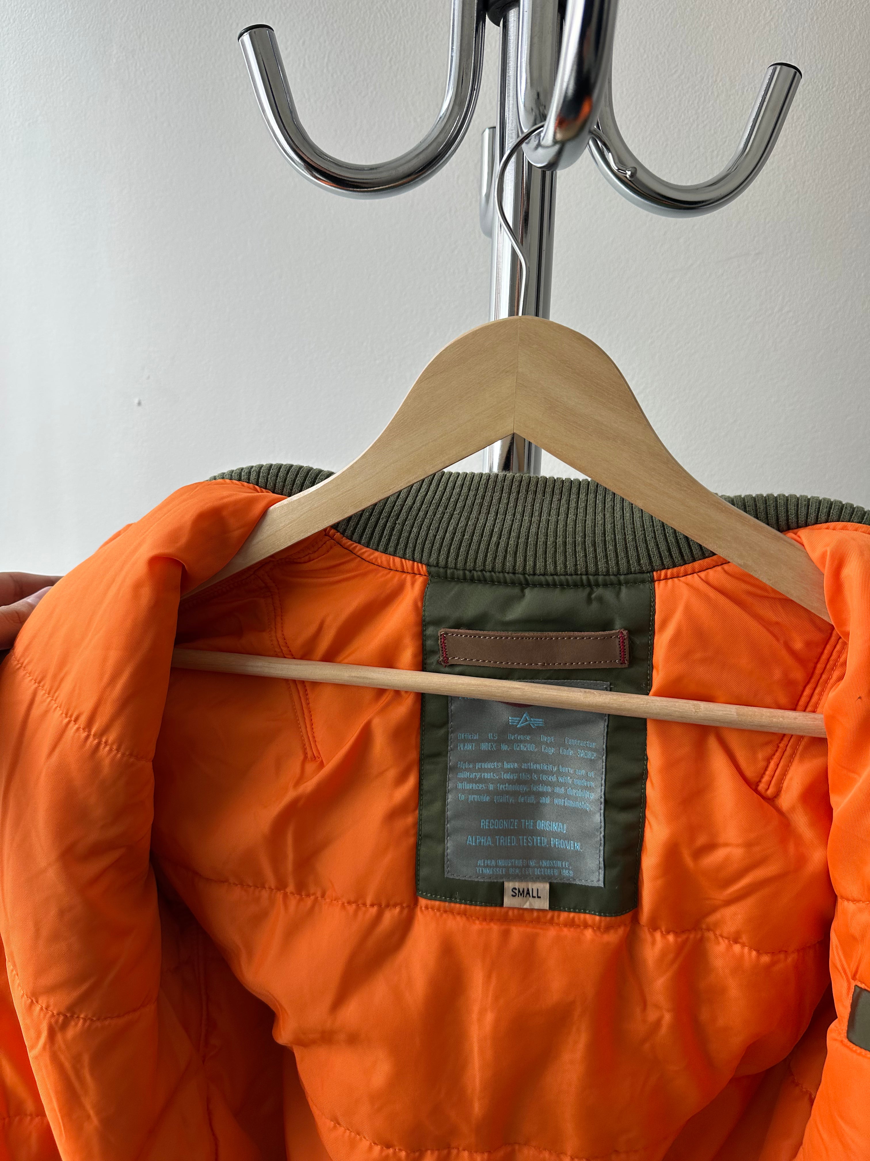 Vintage Alpha Industries MA-1 Bomber Jacket - size S