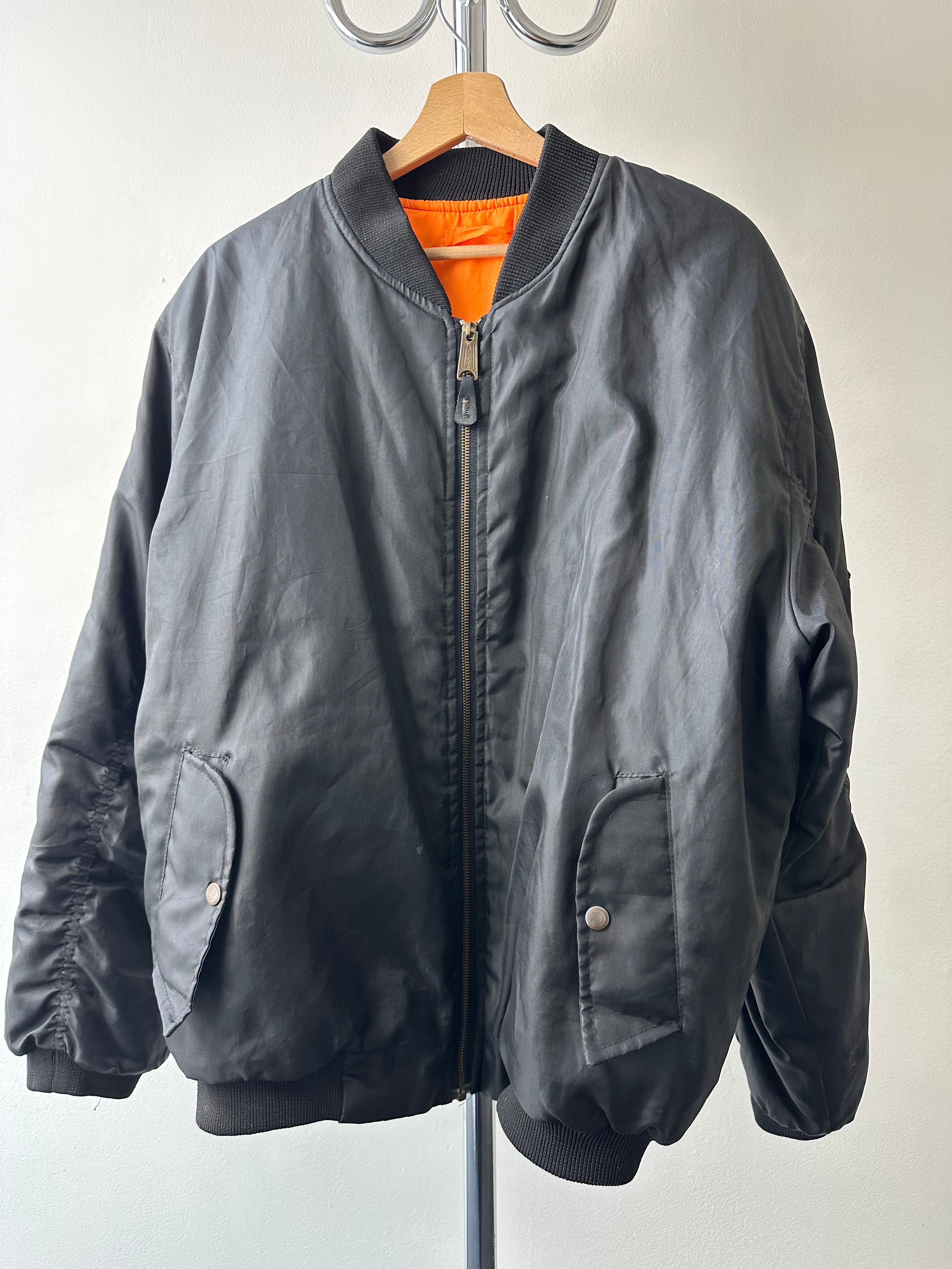 Vintage 1990s Alpha Industries MA-1 Flight Jacket - size XL