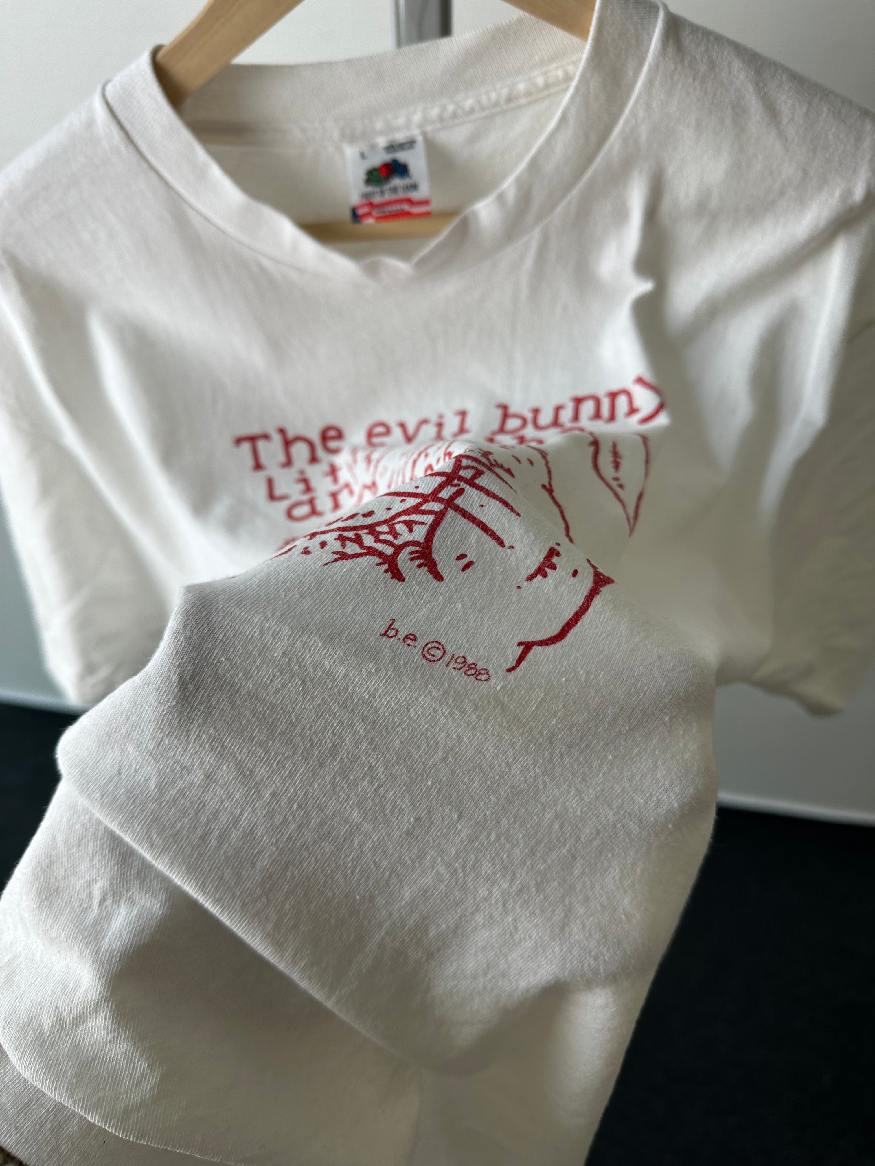 Vintage 1980s “The evil bunny” Art T-shirt - size L