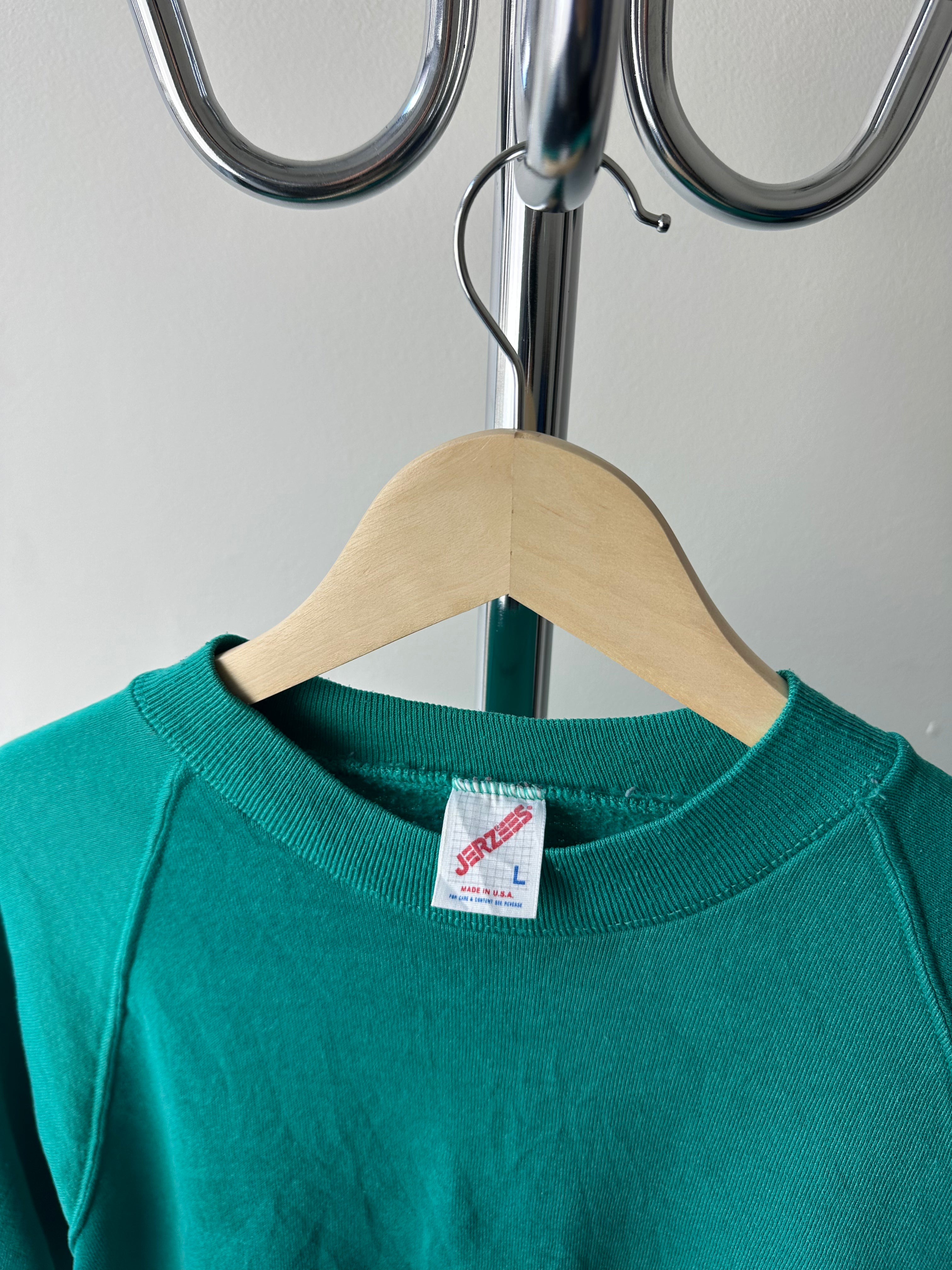 Vintage 1990s Jerzees Crewneck (Made in U.S.A.) - size L