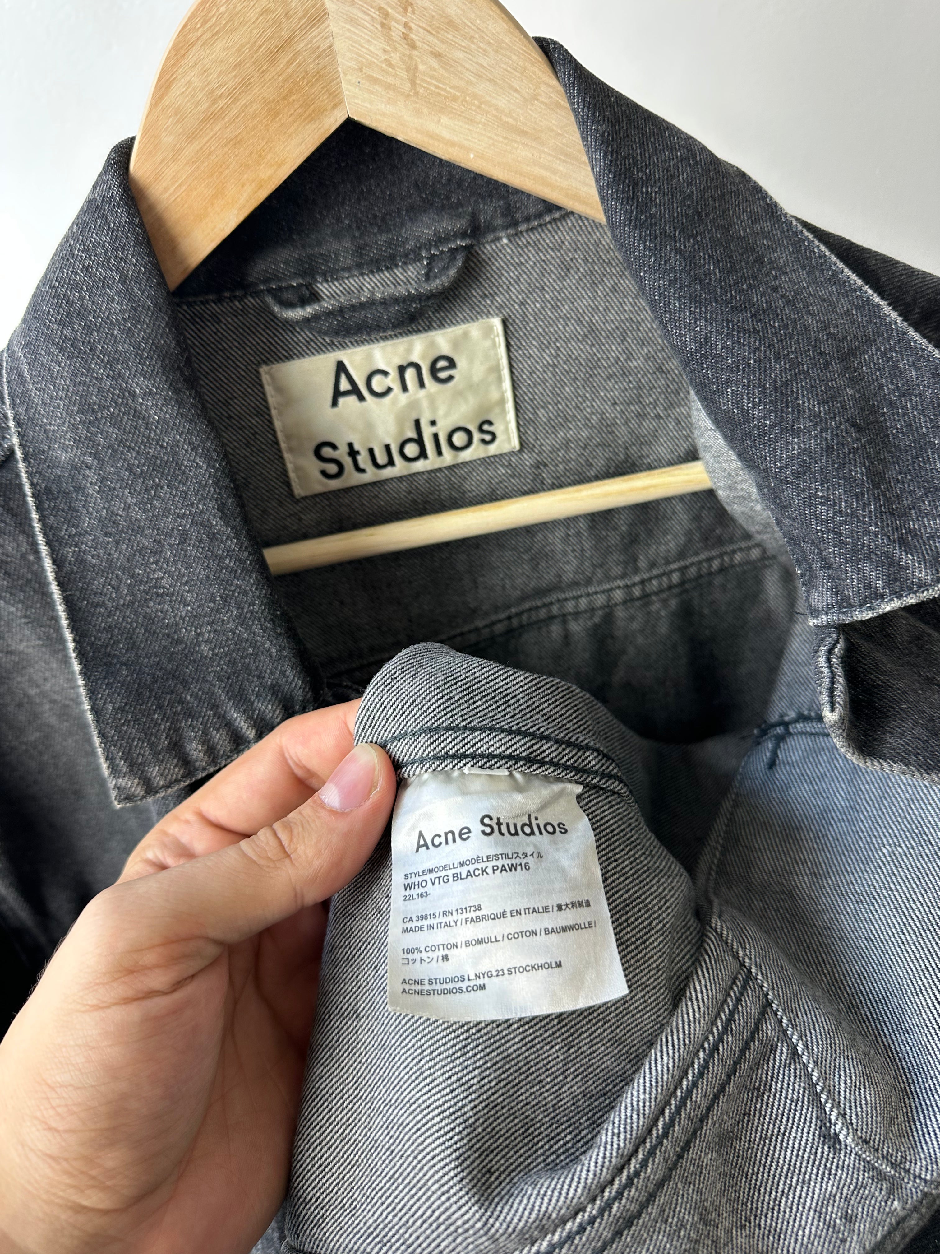 Vintage Acne Studios PAW16 Denim Jacket "Made in Italy" - size M