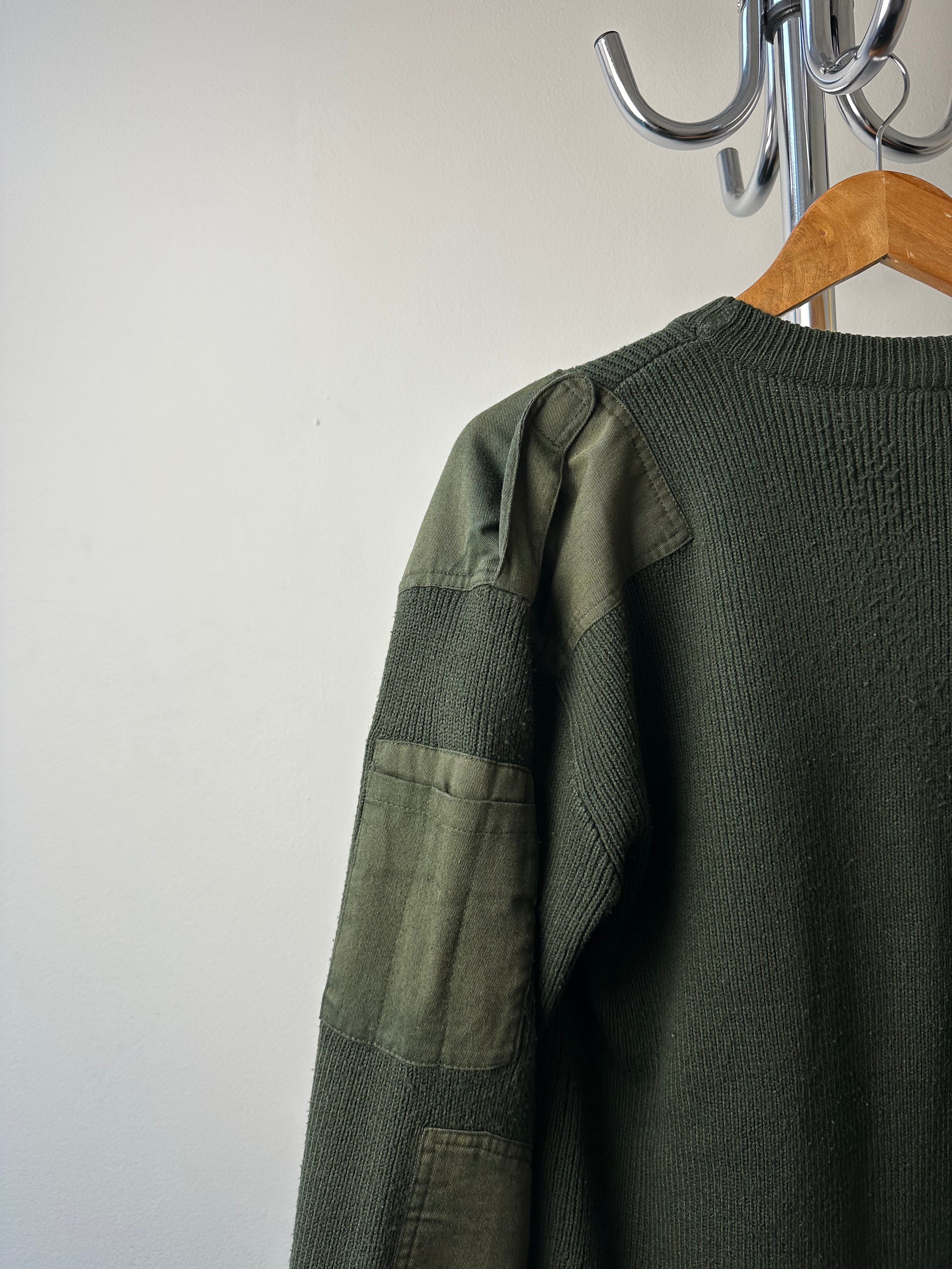 Vintage 1990s Dickies Military Knit Sweater - size L