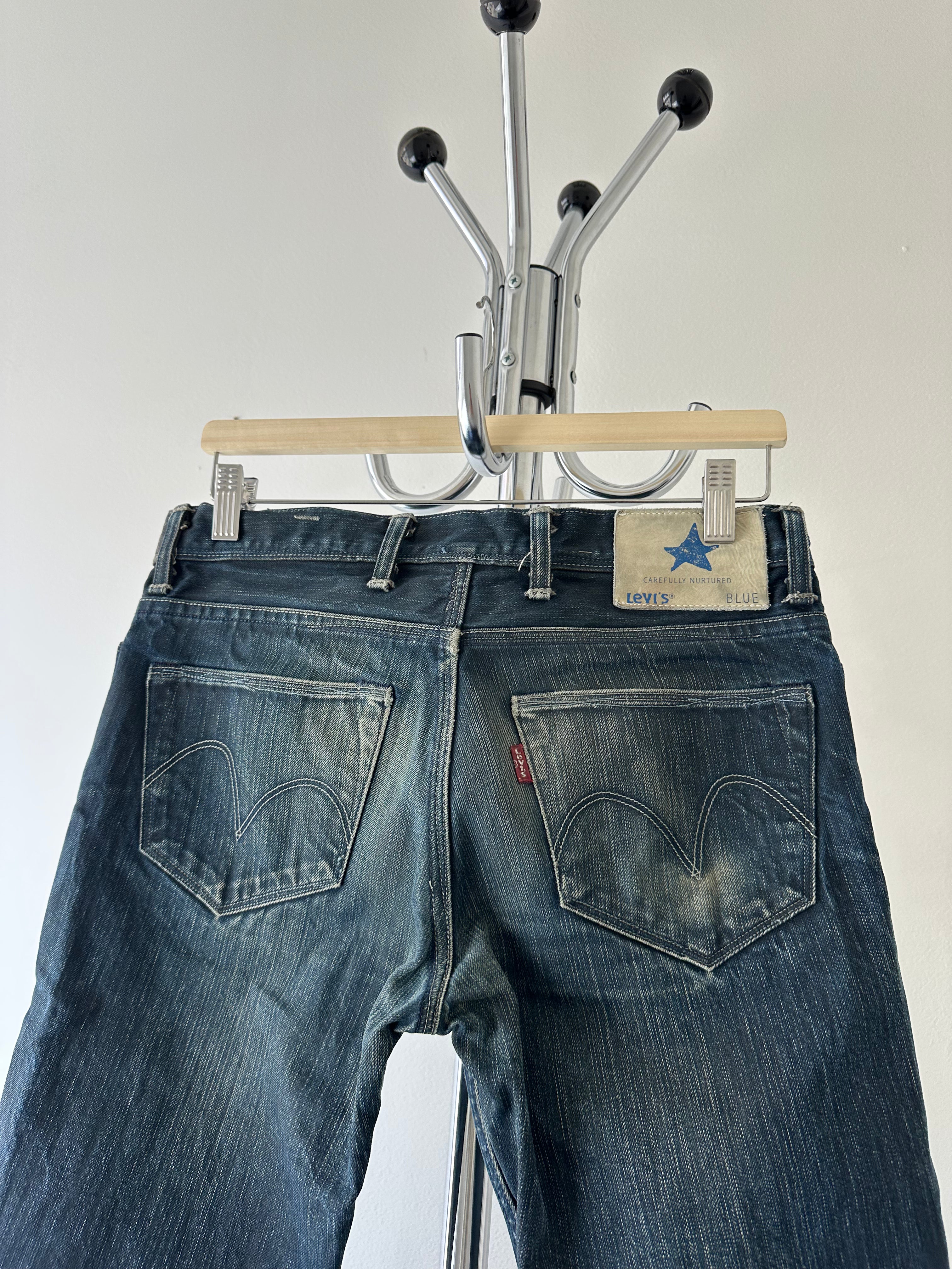 Vintage Levi’s Carefully Nurtured Blue Denim Jeans - size 30x32