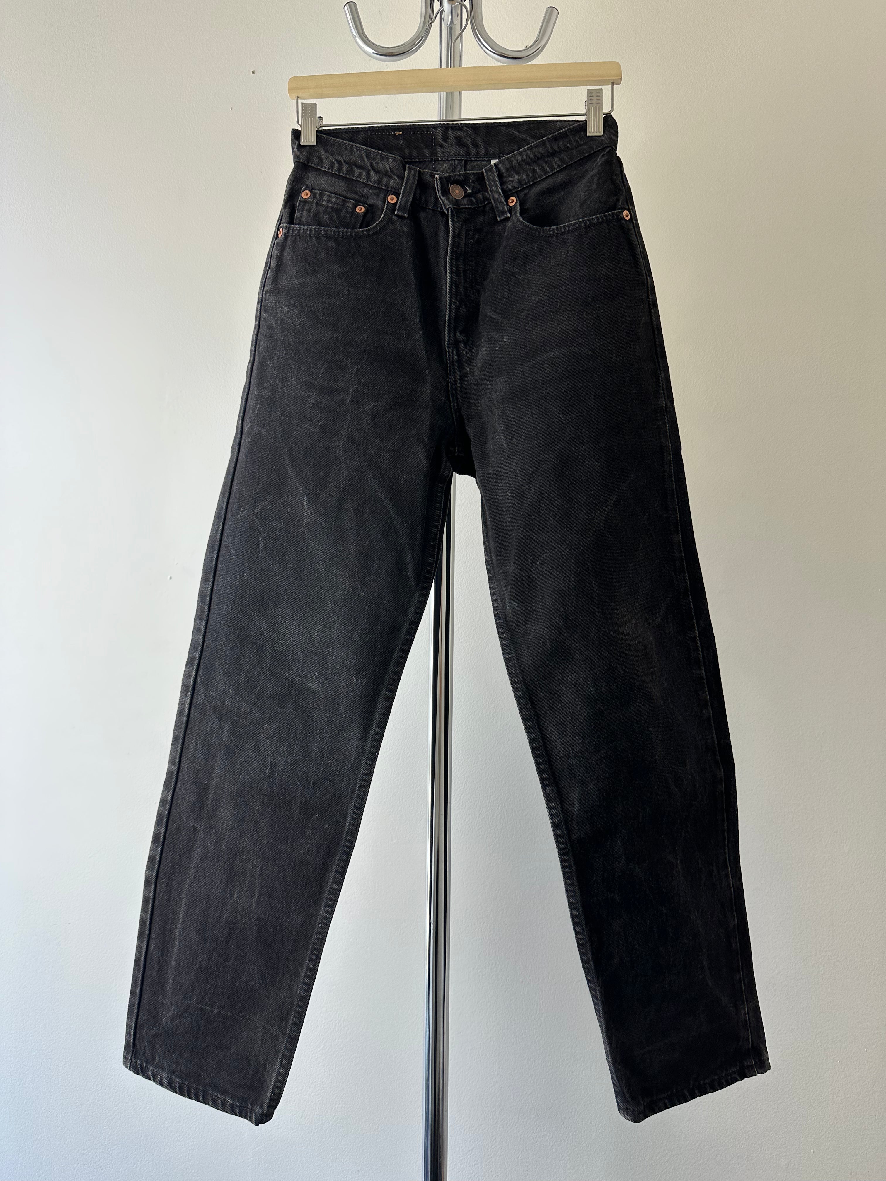 Vintage 1980s Levi’s 560 Pants Made in U.S.A. - size 28x30