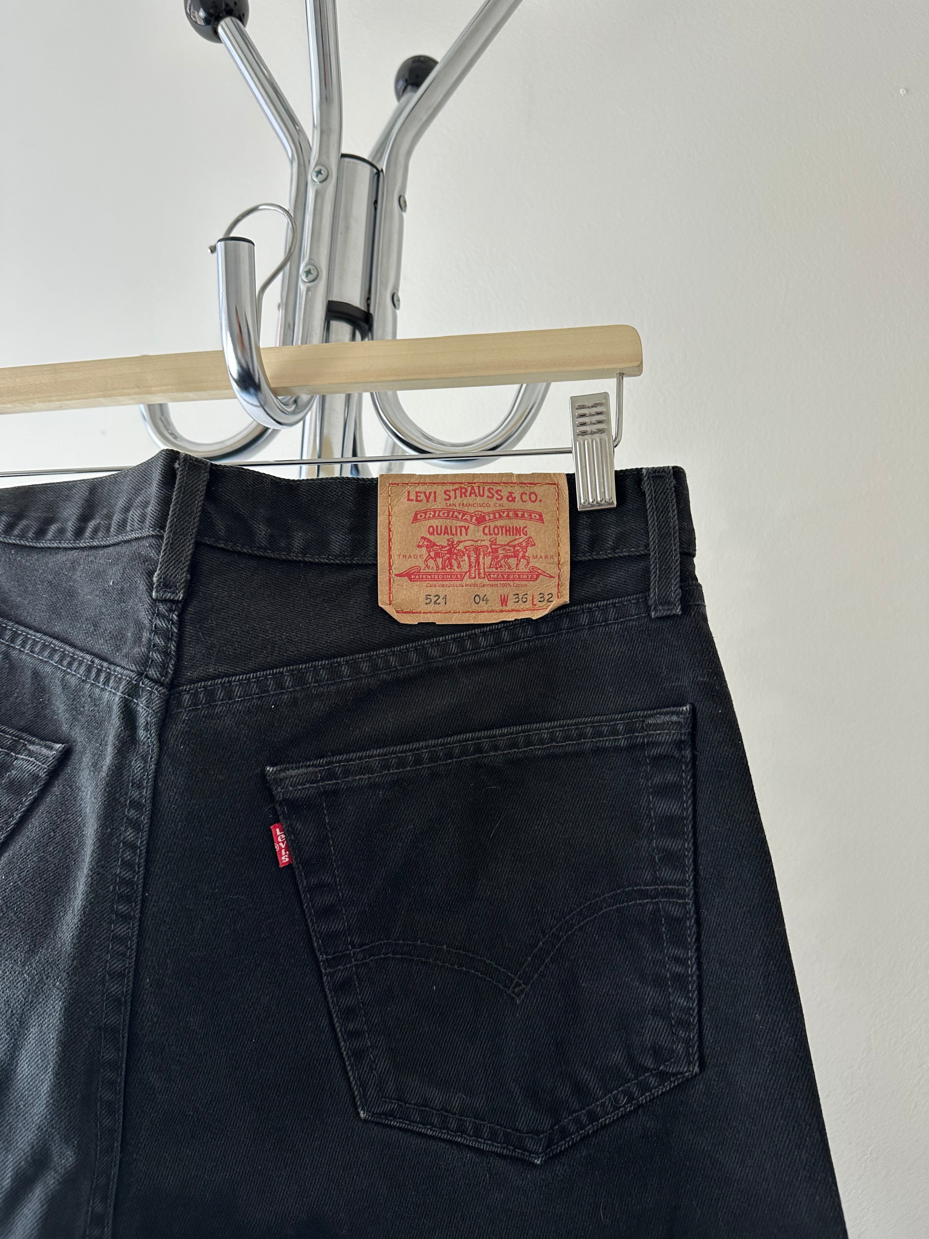 Vintage Levi’s 521 Made in USA Pants – size 36x32