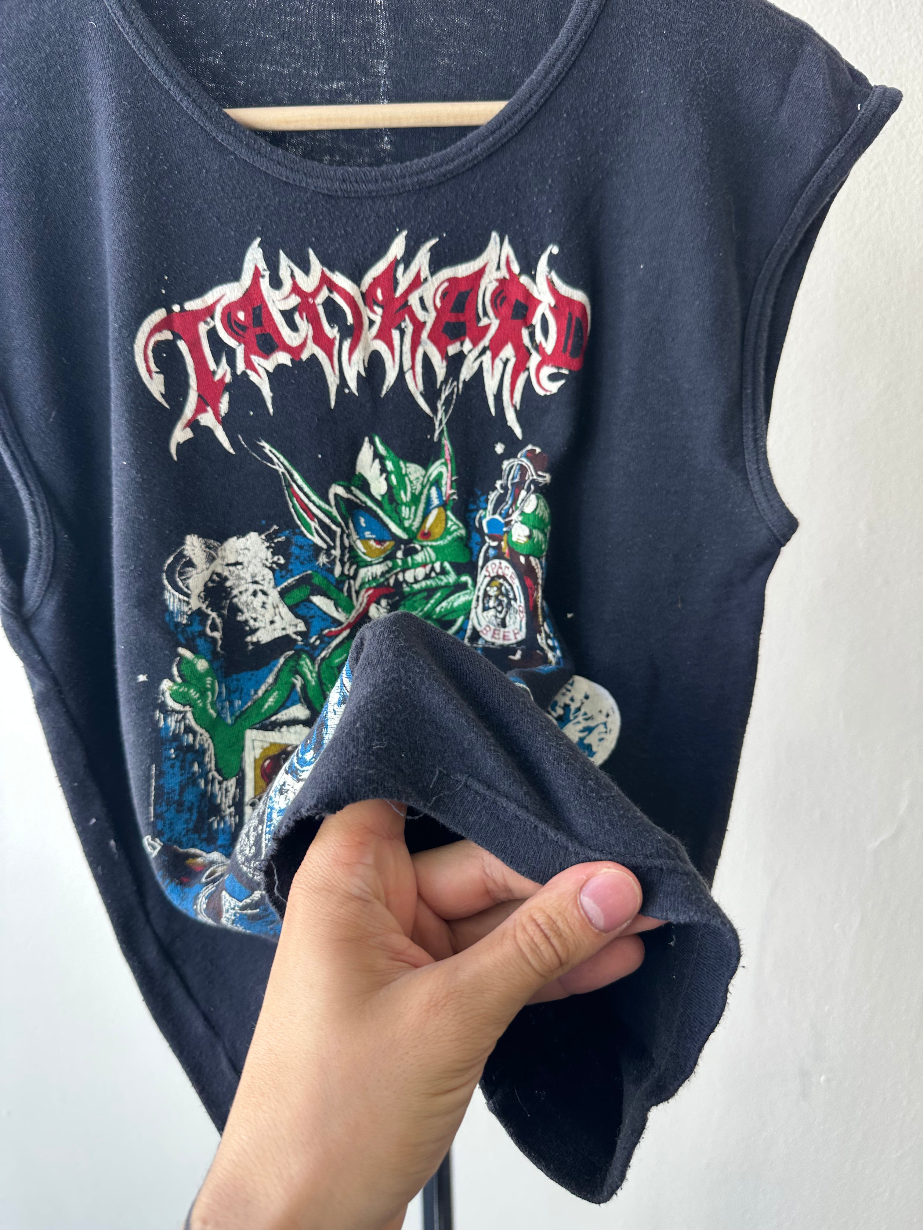 Vintage 1980s Tankard “Alien” Cut-Off Vintage Tee - size S/M