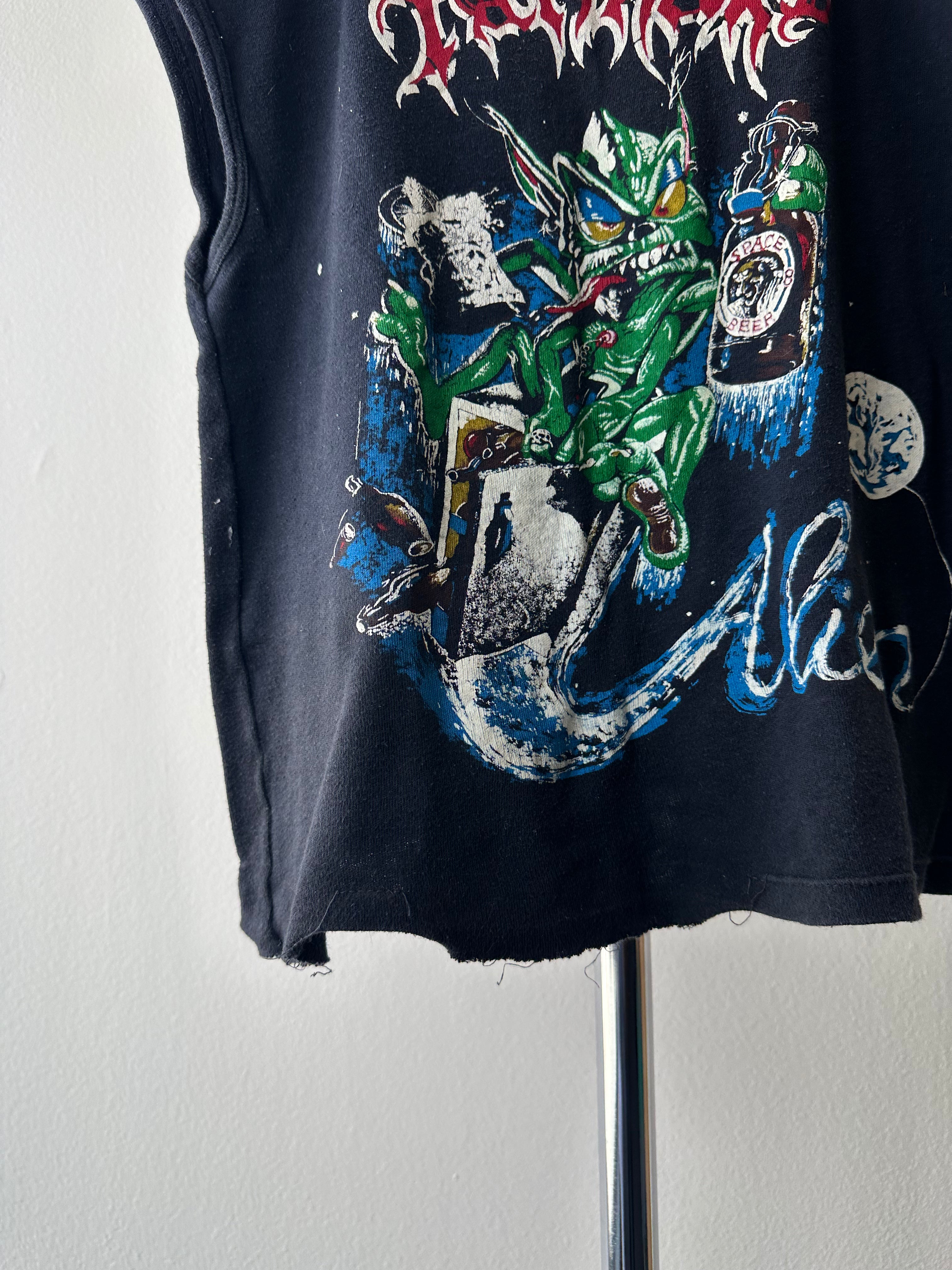 Vintage 1980s Tankard “Alien” Cut-Off Vintage Tee - size S/M