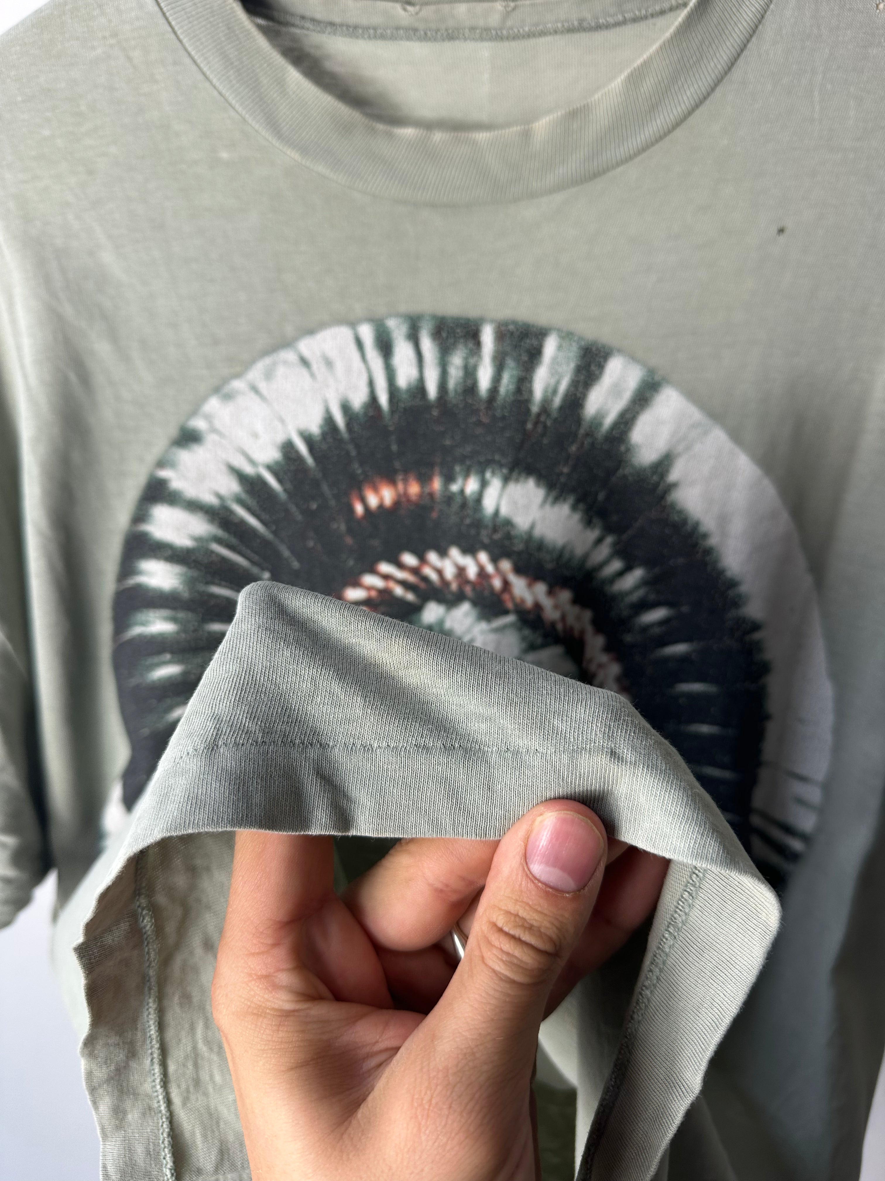 Vintage 1994 Nine Inch Nails “Closer to God” T-shirt - size L/XL