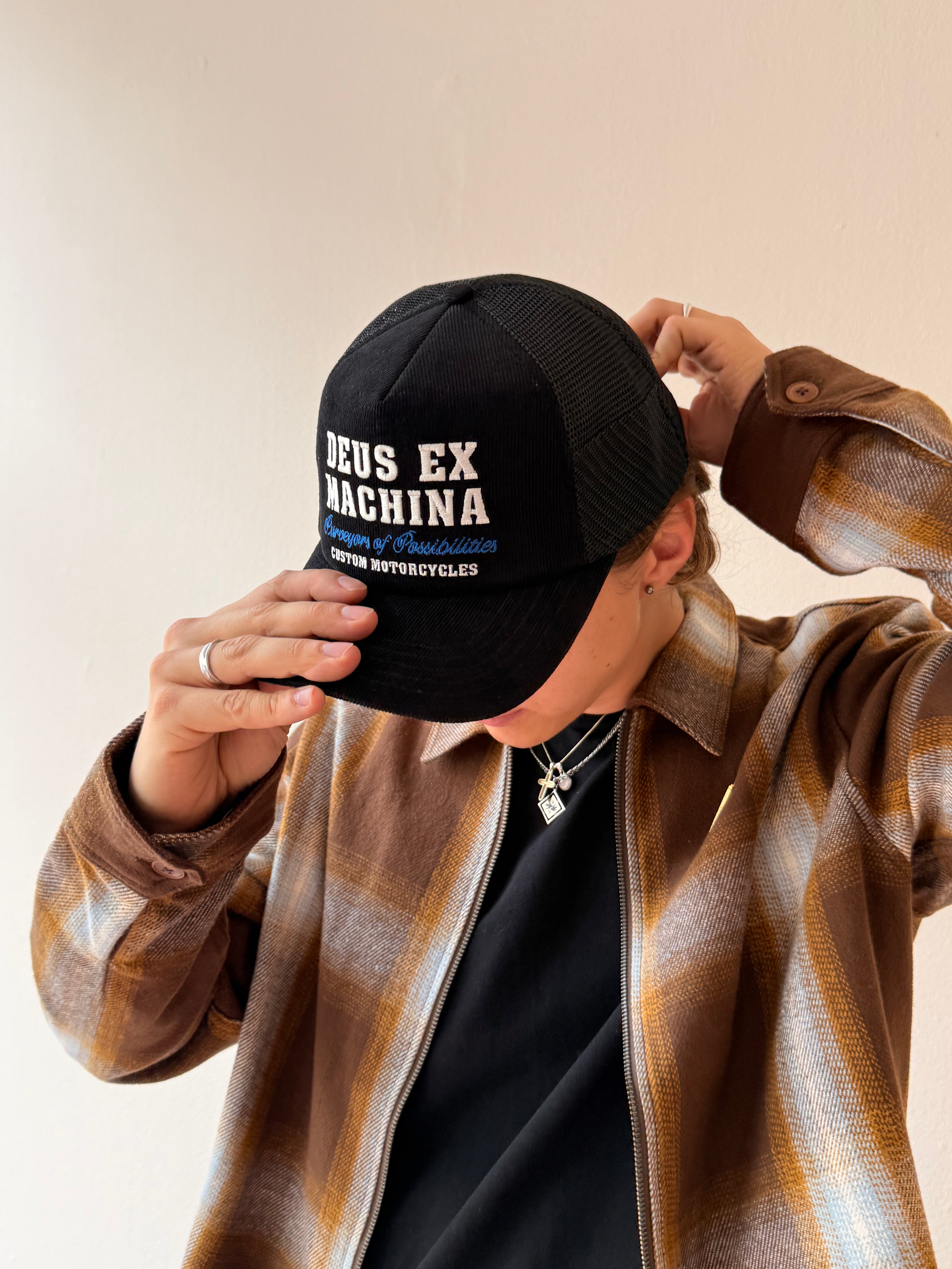 Deus Ex Machina Gumshoe Cord Trucker