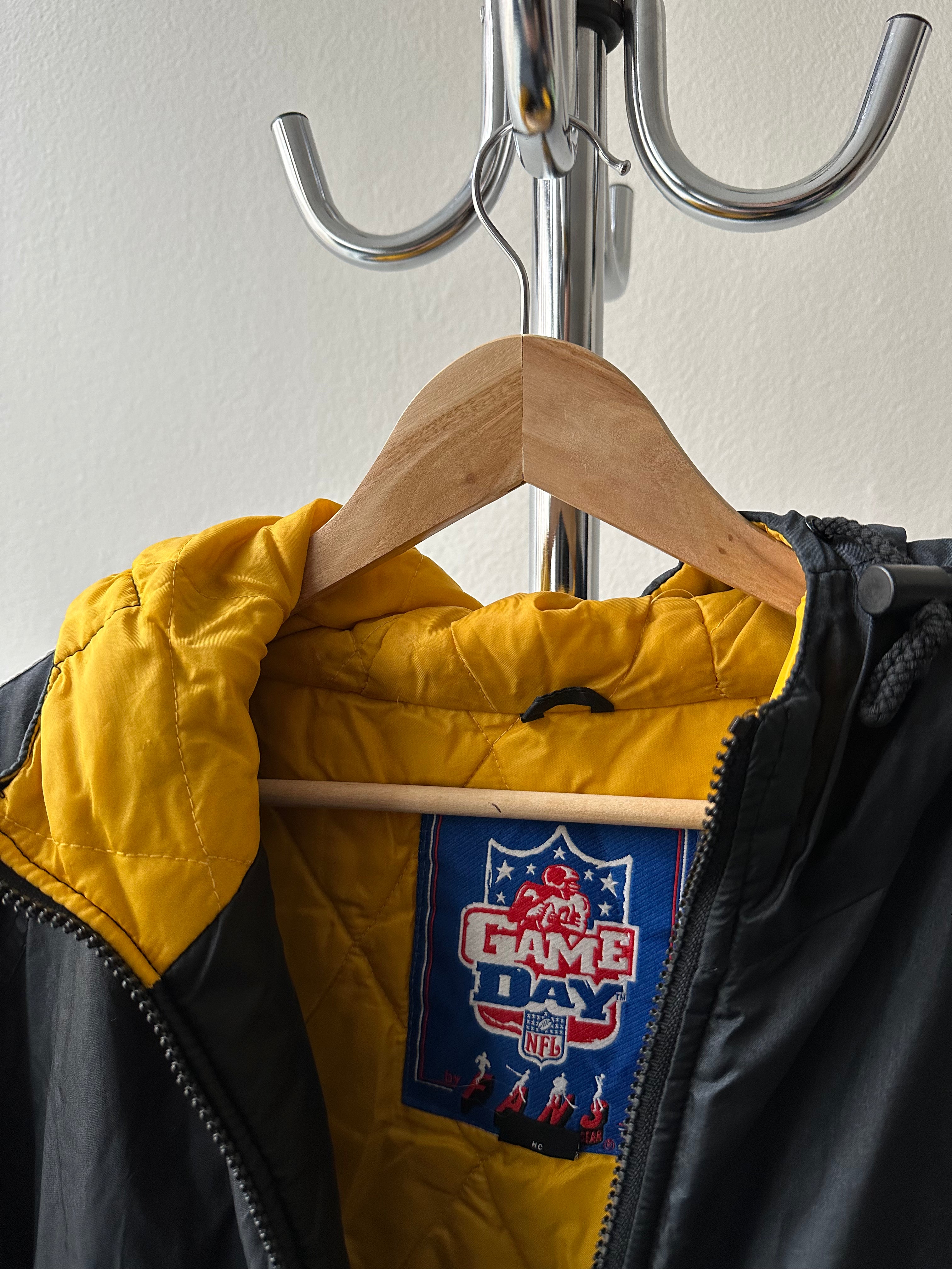 Vintage 1990s Steelers Puffer Jacket - size M