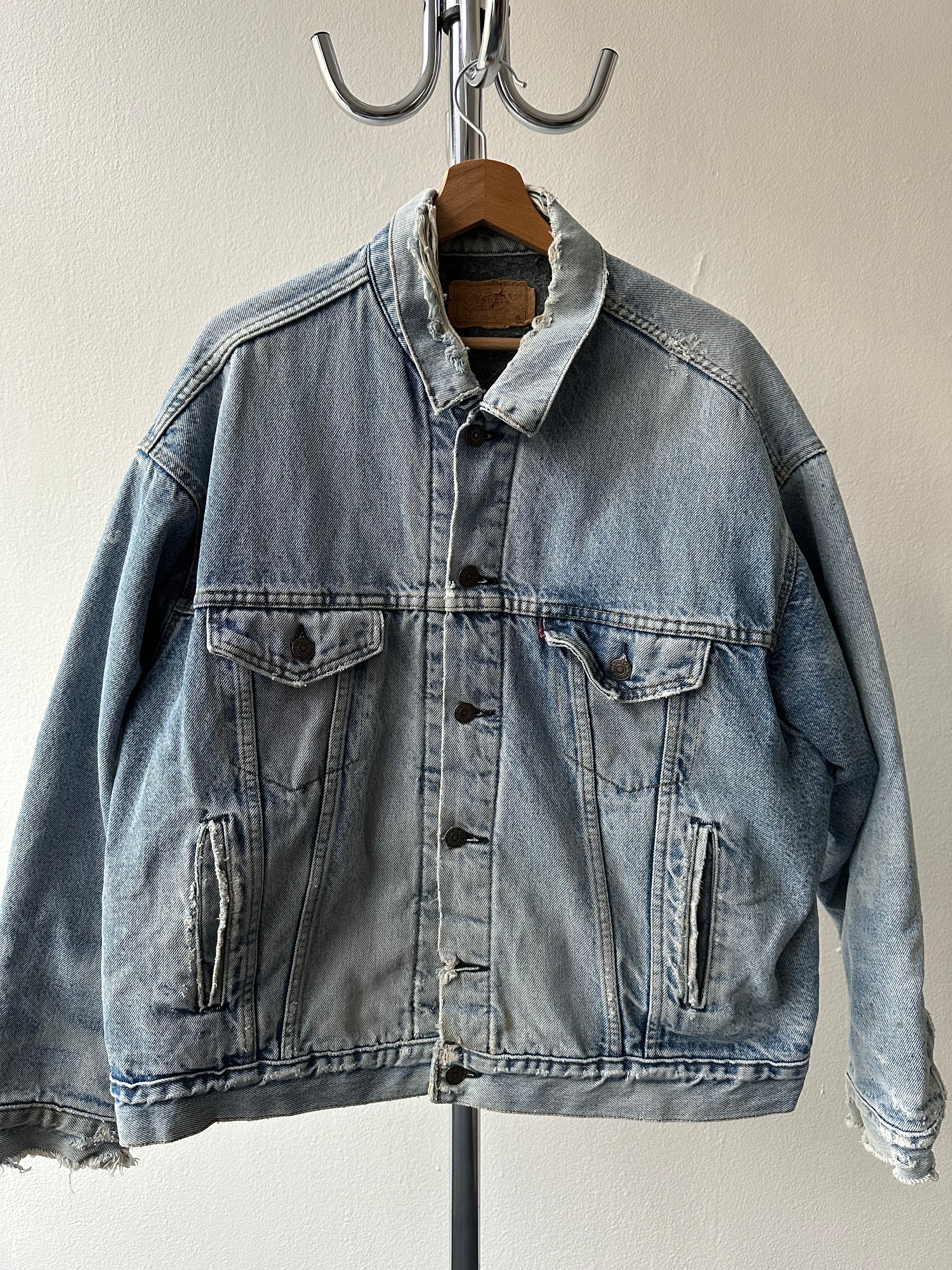 Vintage 1980s Levi’s Distressed Jacket - size XL