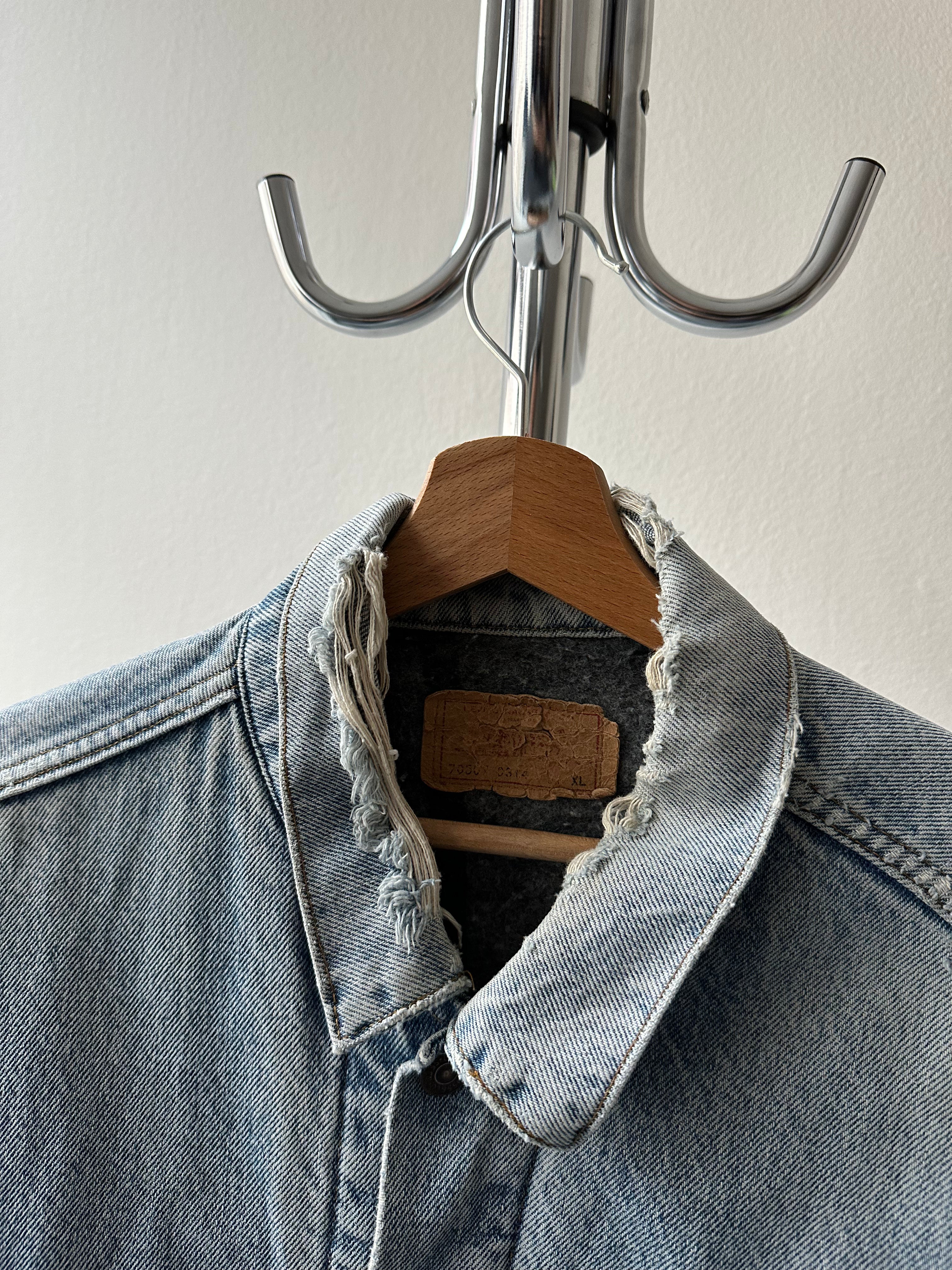 Vintage 1980s Levi’s Distressed Jacket - size XL