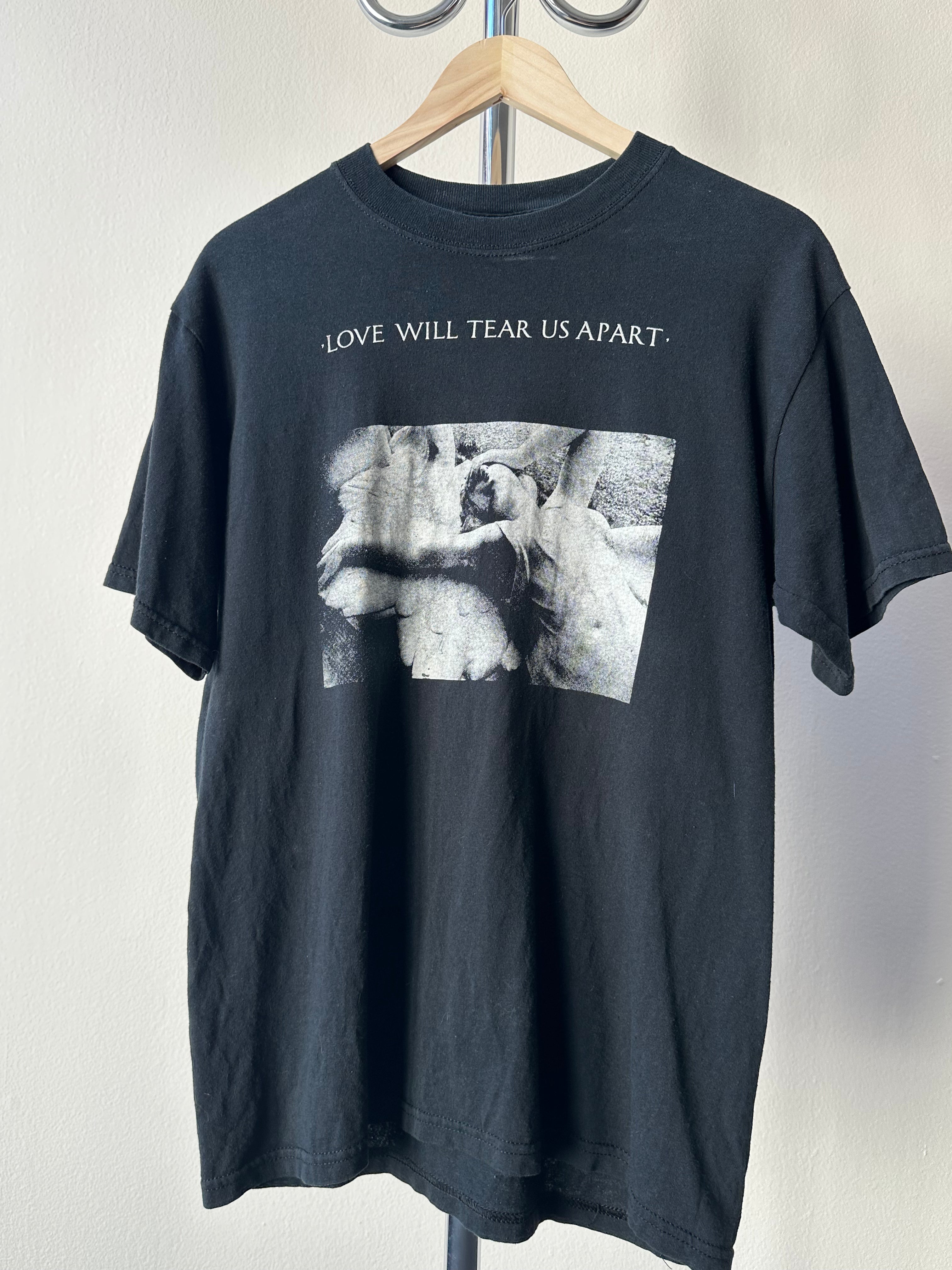 Joy Division "Love Will Tear Us Apart" T-shirt - size M